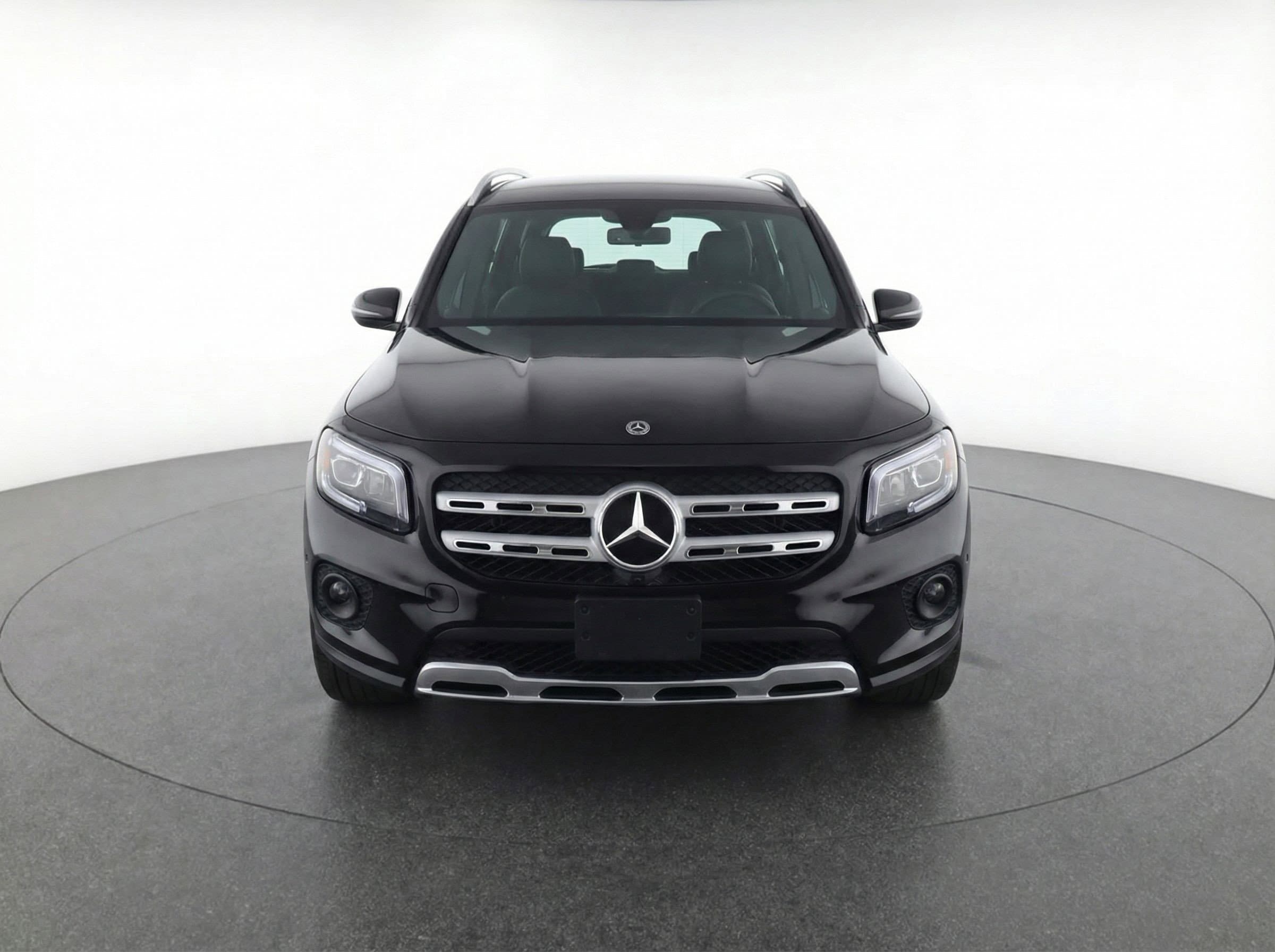 Thumbnail: 2025 Mercedes-Benz GLB - 2