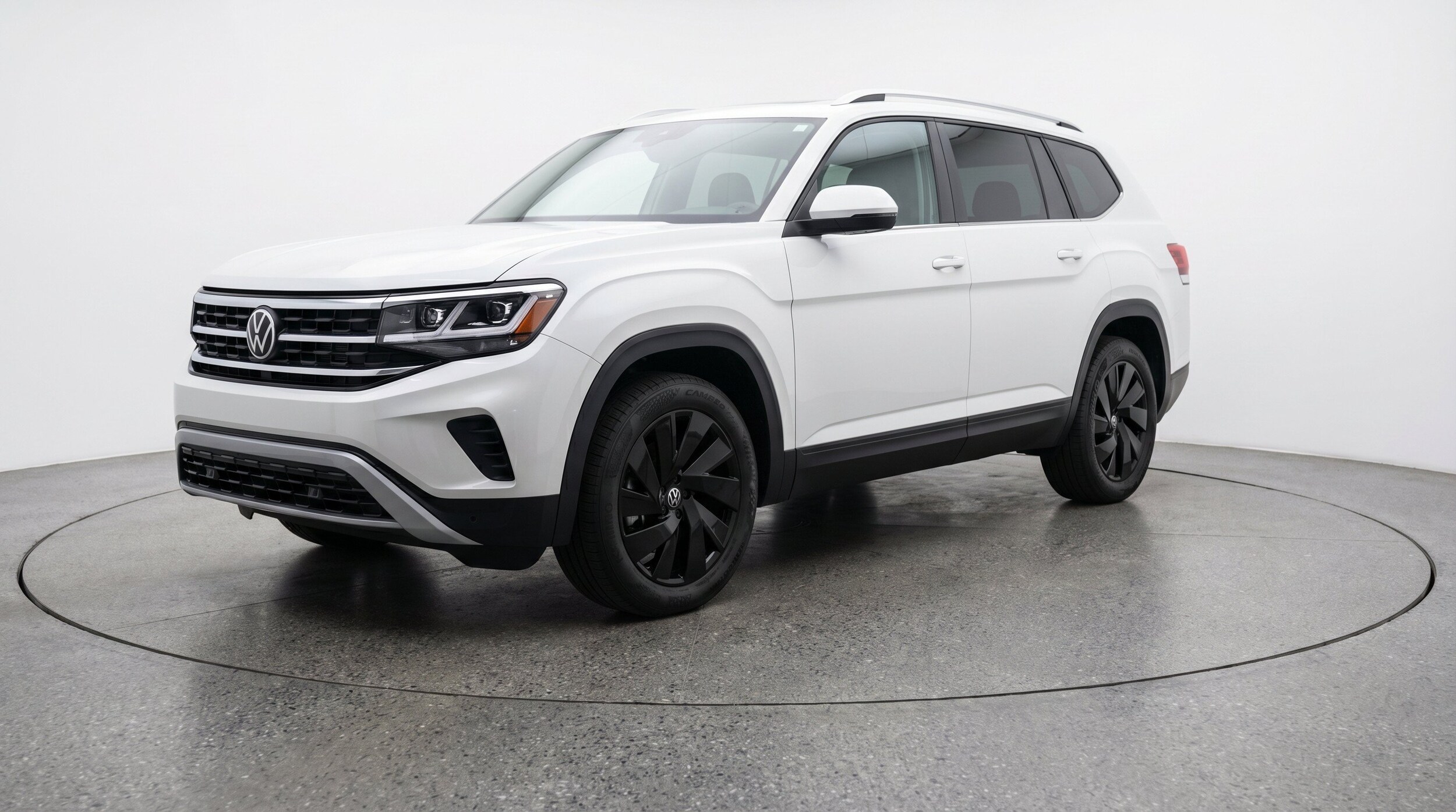 Thumbnail: 2026 Volkswagen Atlas - 3