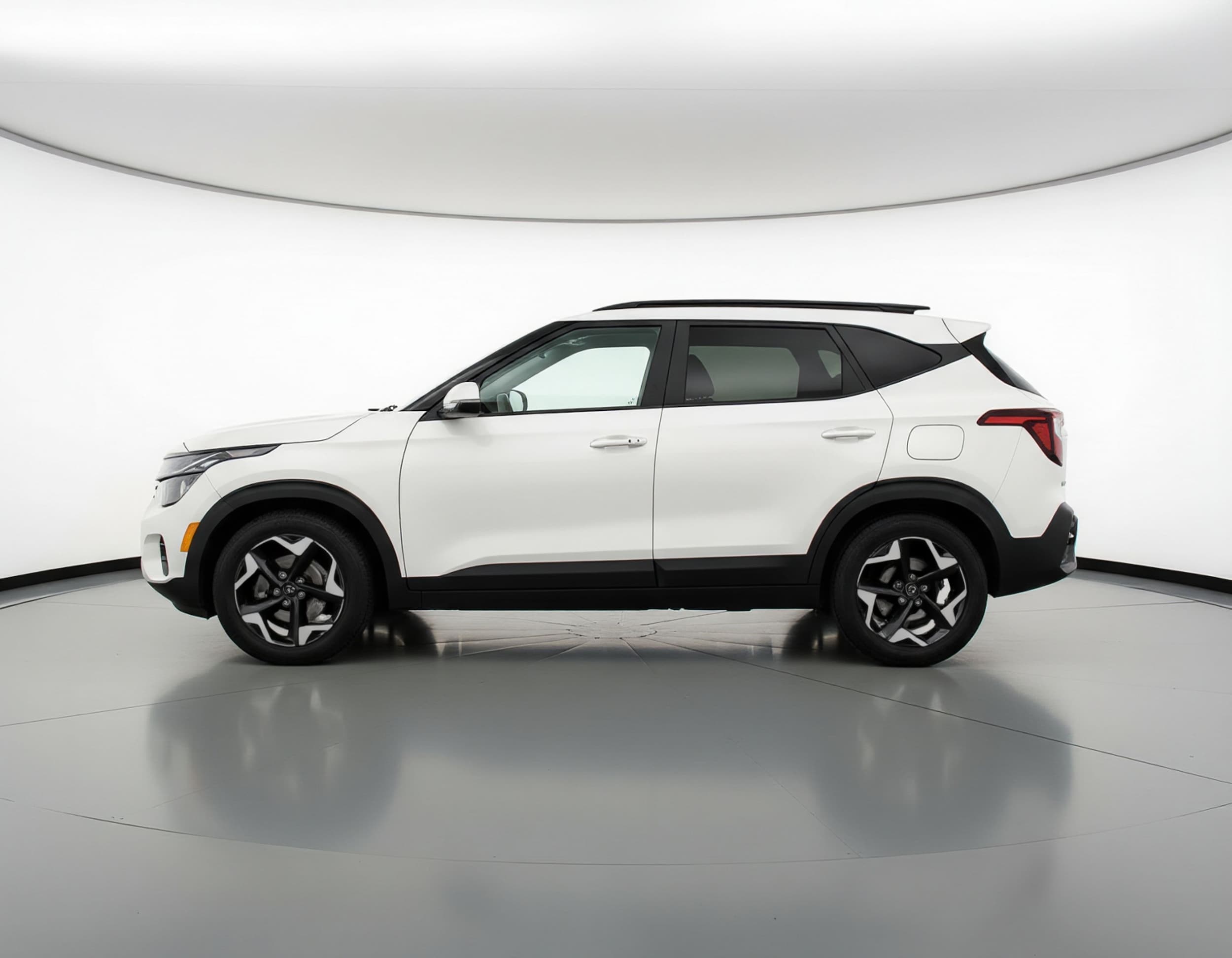 Thumbnail: 2025 Kia Seltos - 4