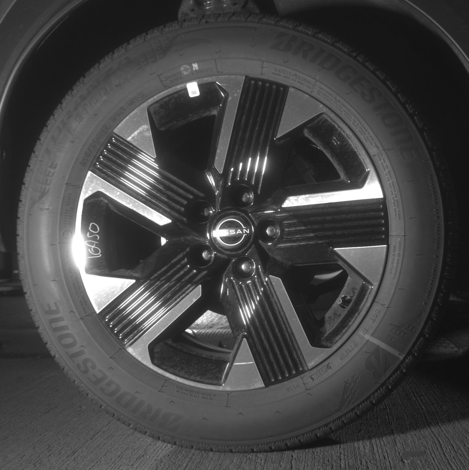 Thumbnail: 2026 Nissan Kicks - 15