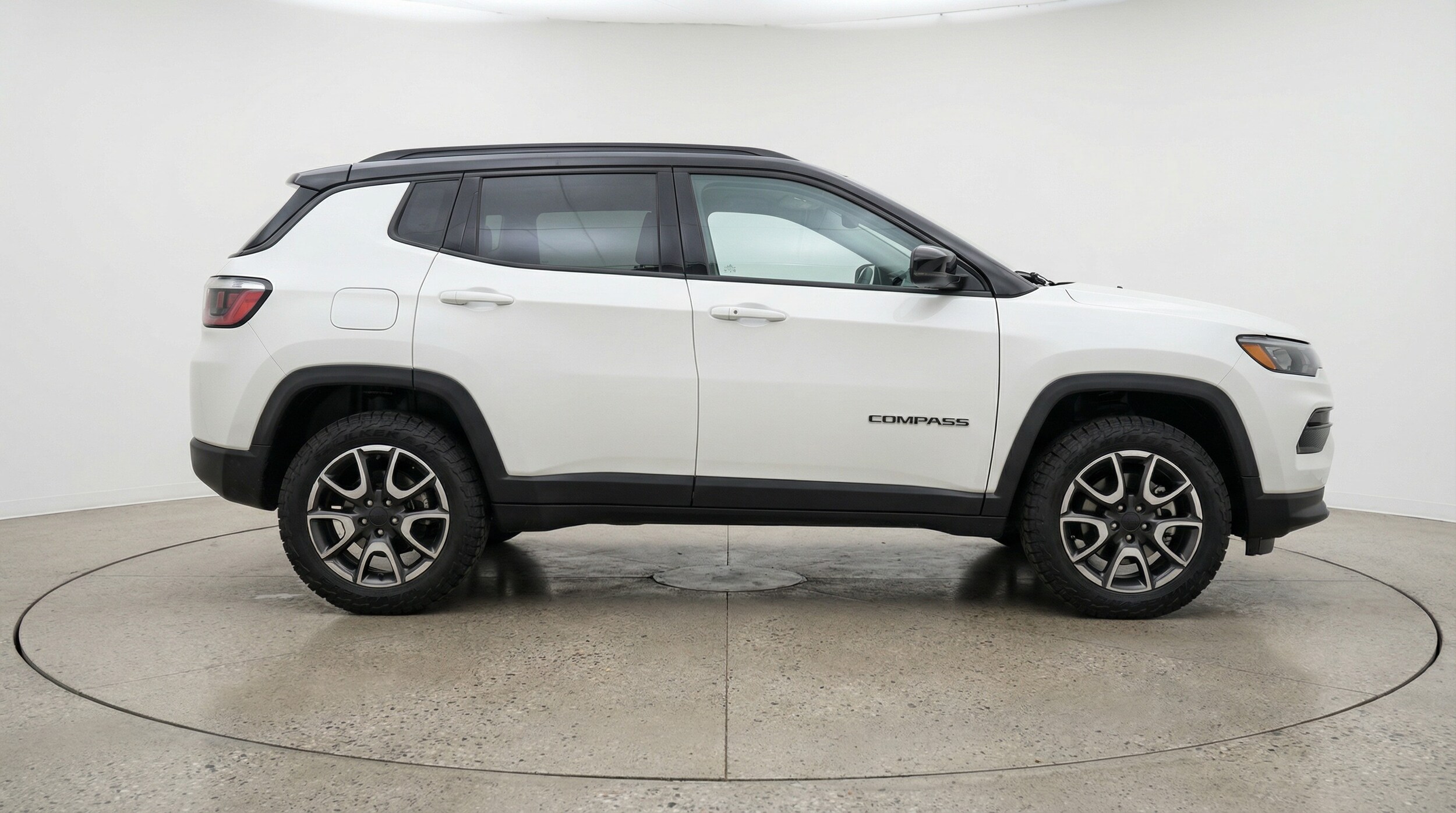 Thumbnail: 2025 Jeep Compass - 8