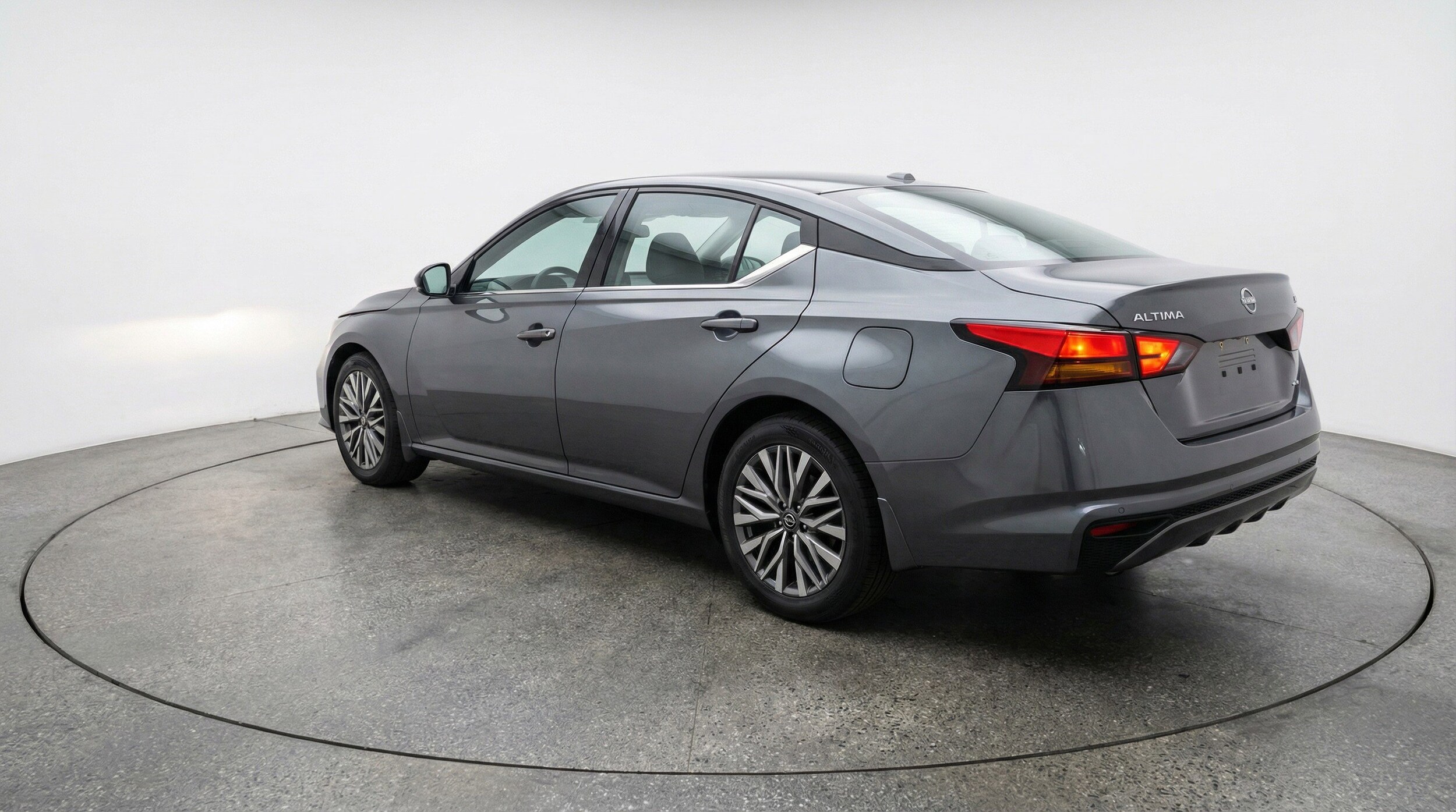 Thumbnail: 2025 Nissan Altima - 6