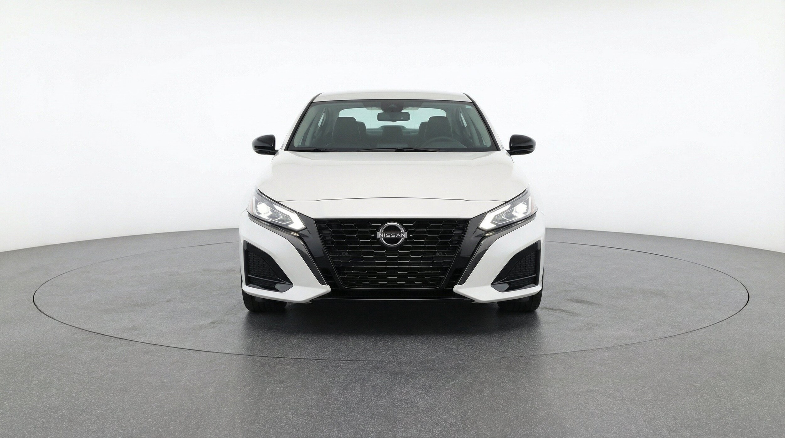 Thumbnail: 2025 Nissan Altima - 2