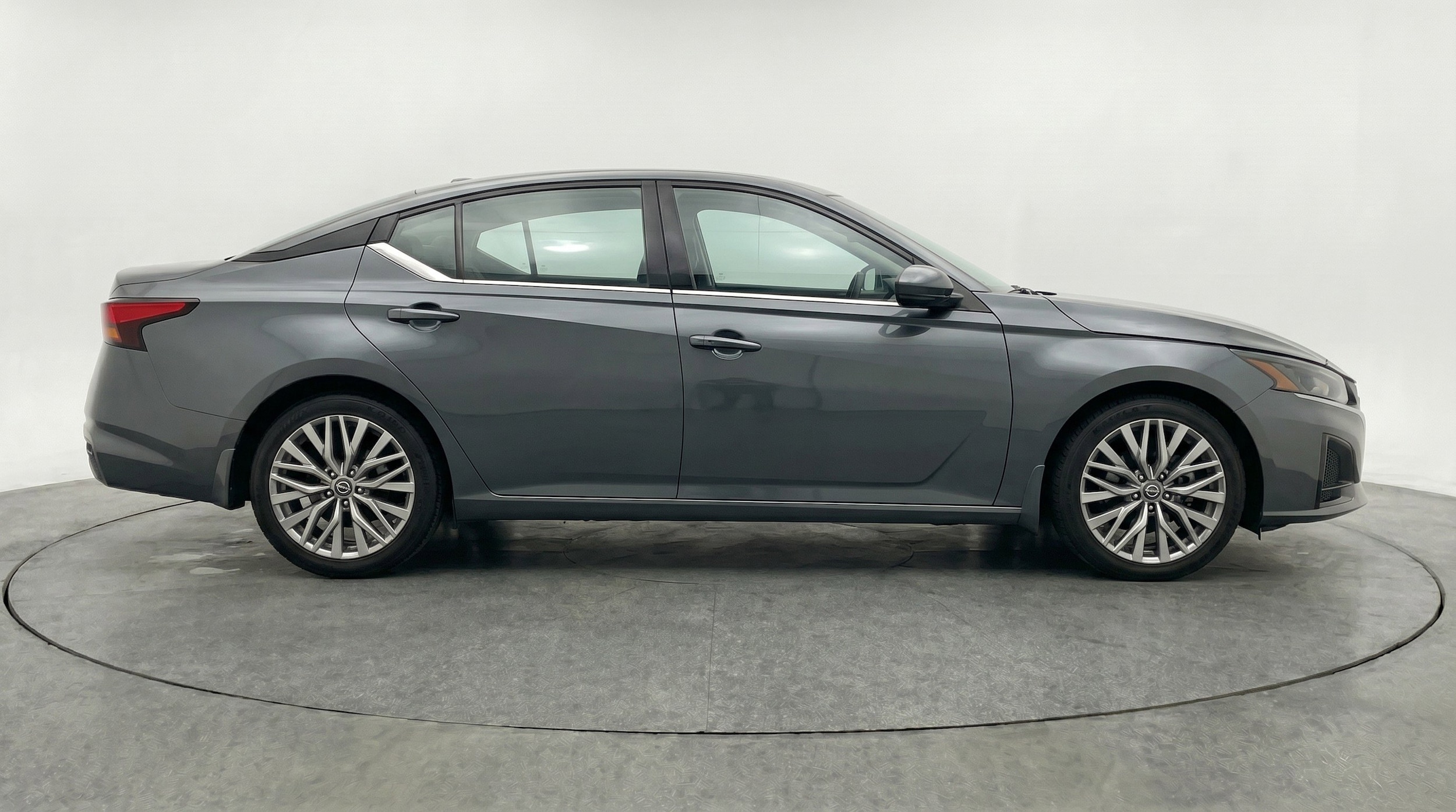 Thumbnail: 2025 Nissan Altima - 11