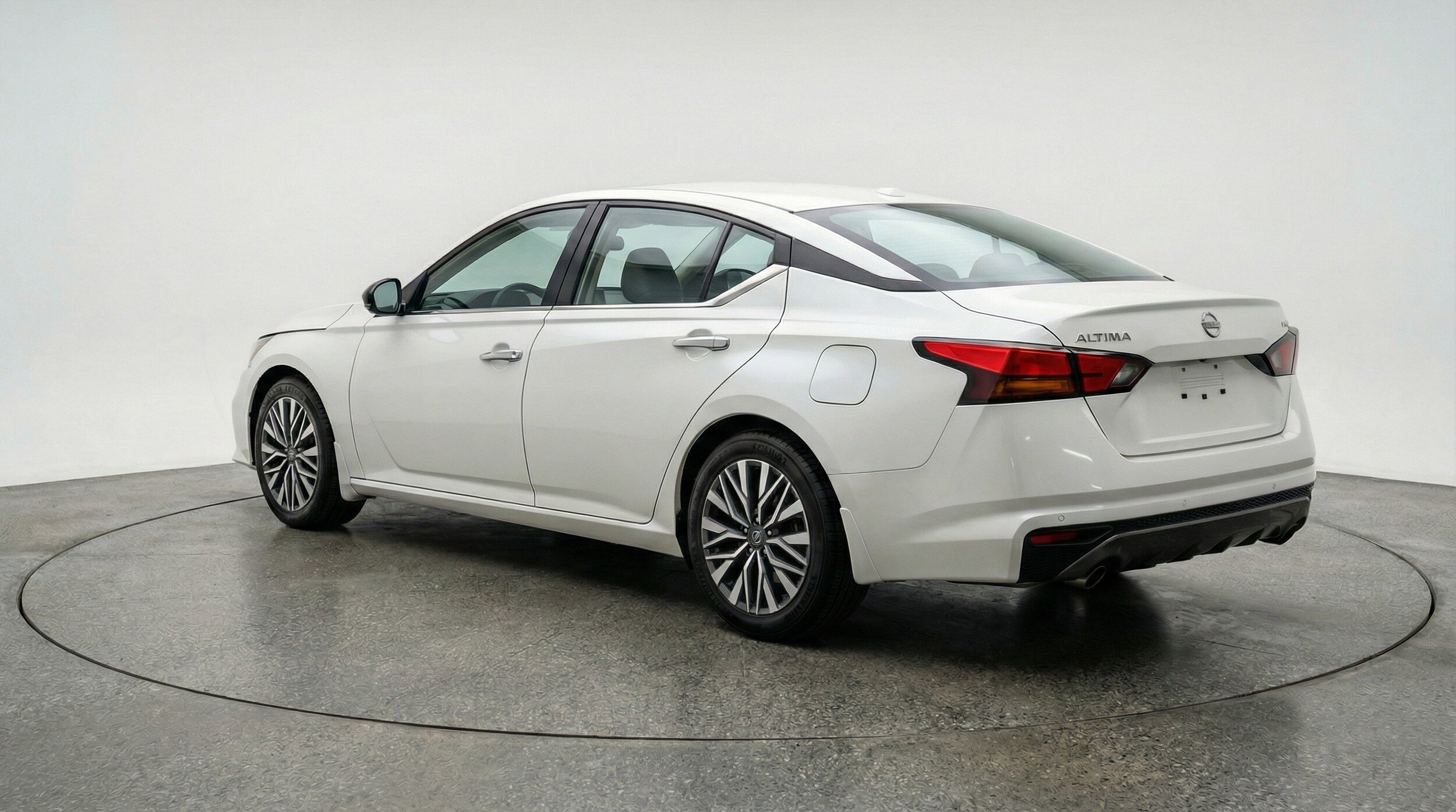 Thumbnail: 2025 Nissan Altima - 6