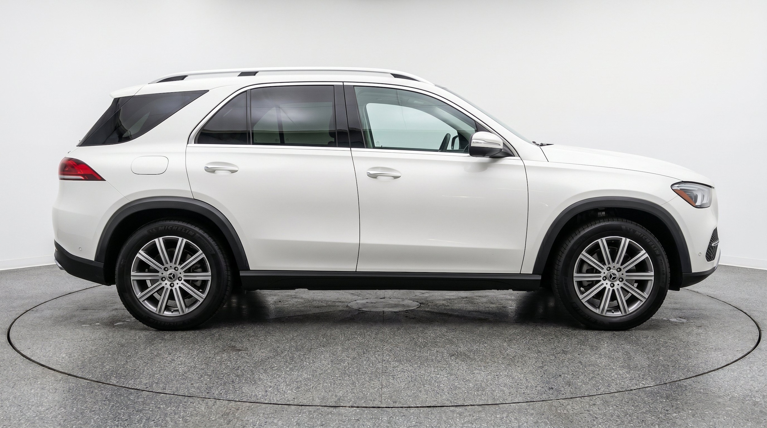 Thumbnail: 2026 Mercedes-Benz GLE - 11