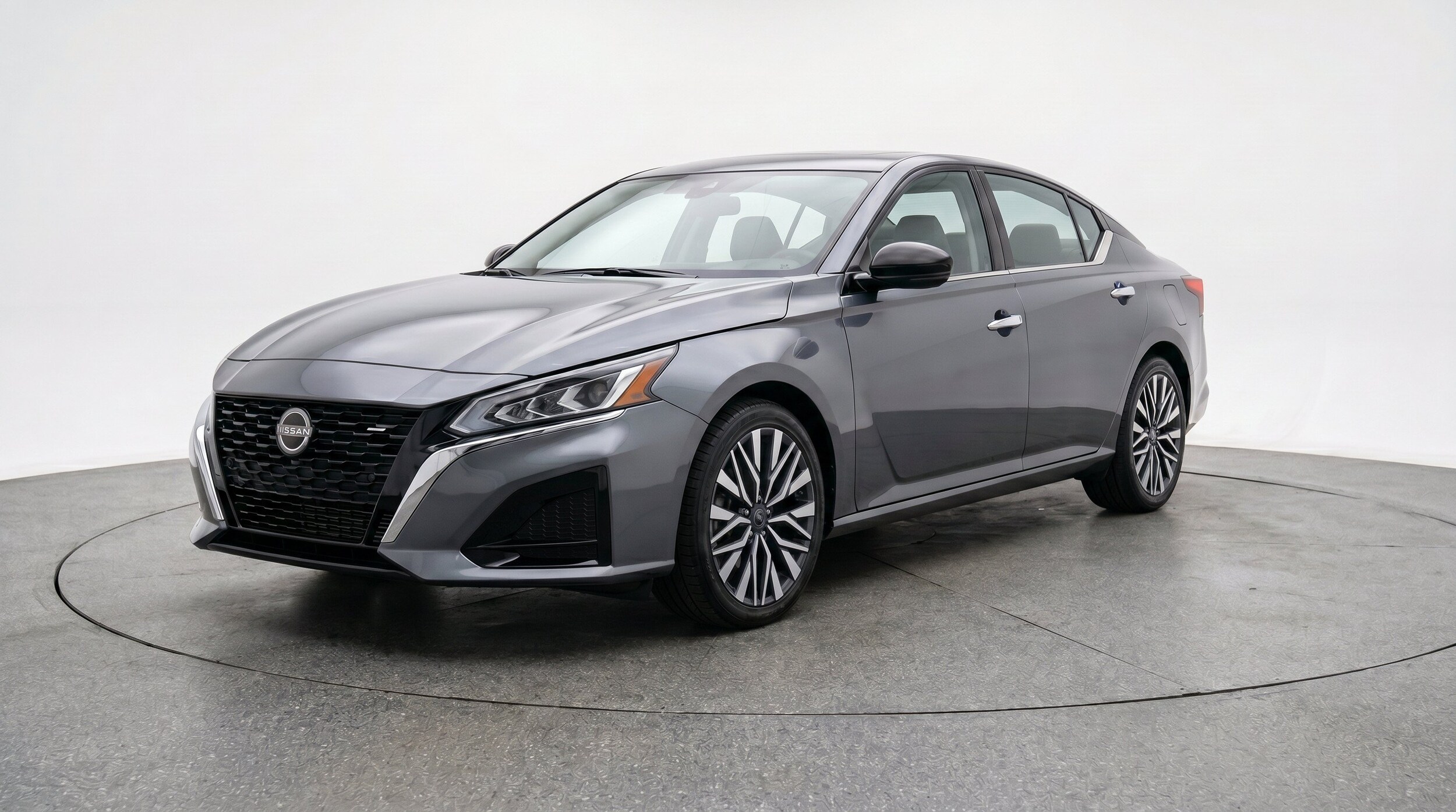Thumbnail: 2025 Nissan Altima - 3