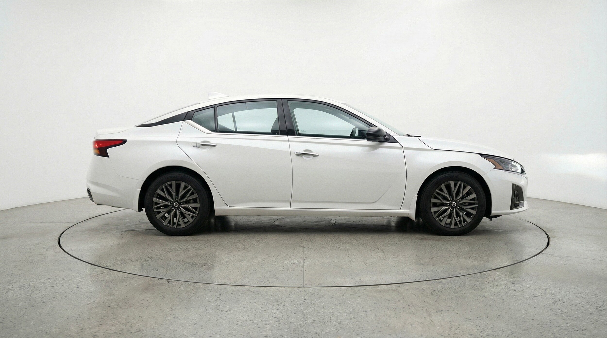 Thumbnail: 2025 Nissan Altima - 11