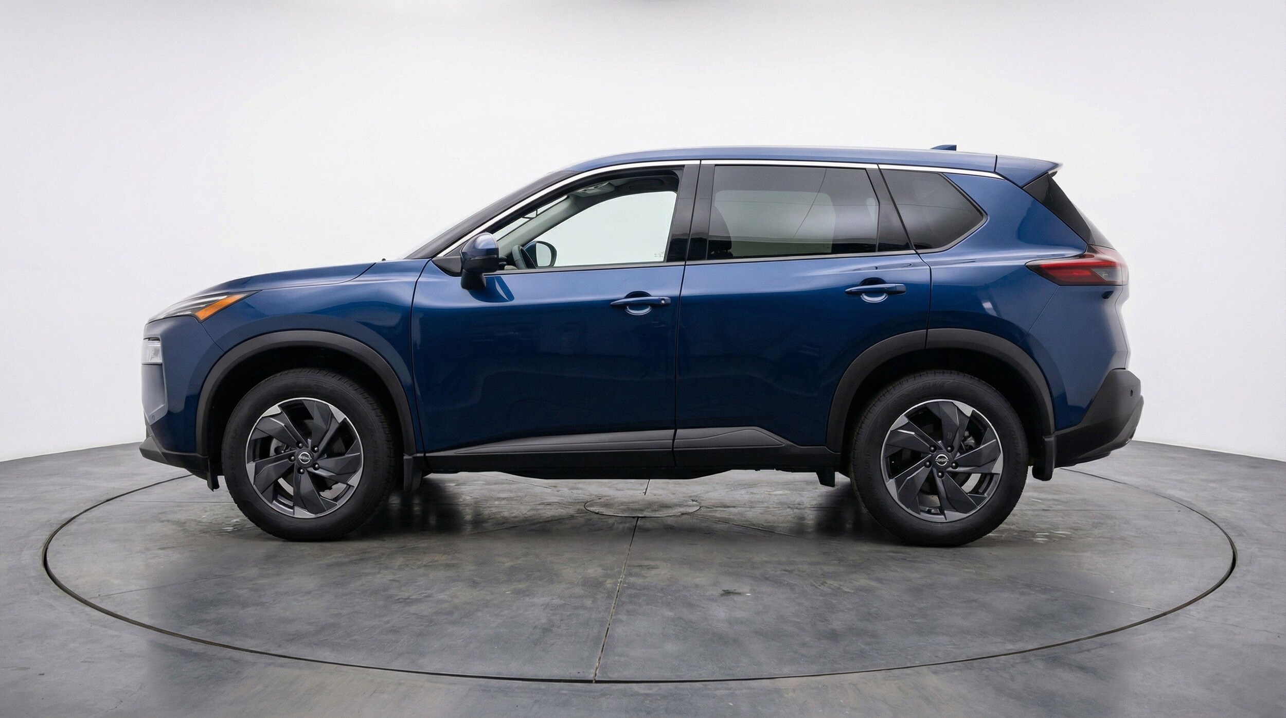 Thumbnail: 2025 Nissan Rogue - 5