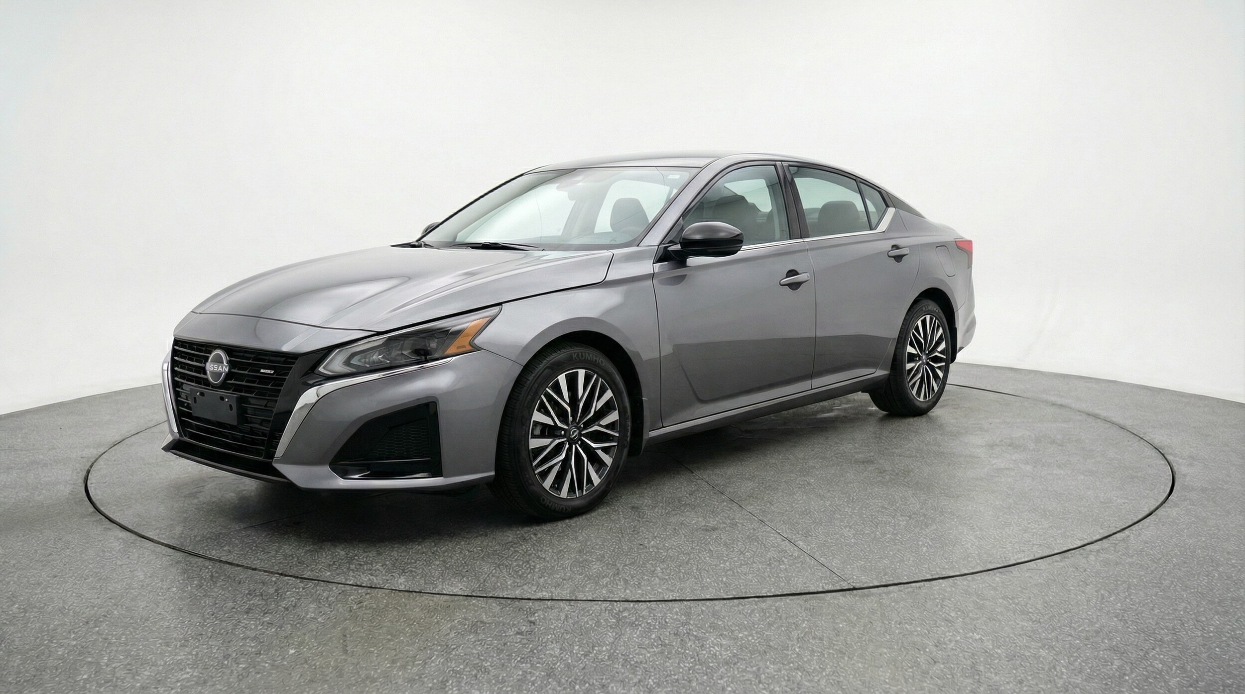 Thumbnail: 2025 Nissan Altima - 3