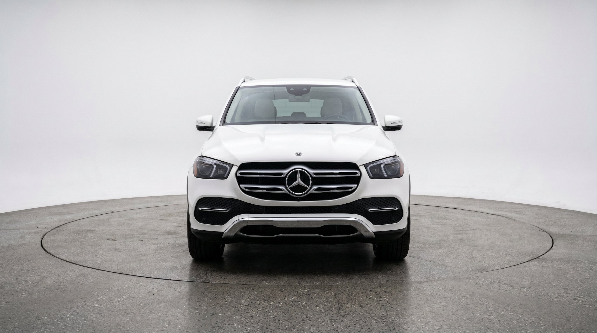 Thumbnail: 2026 Mercedes-Benz GLE - 2