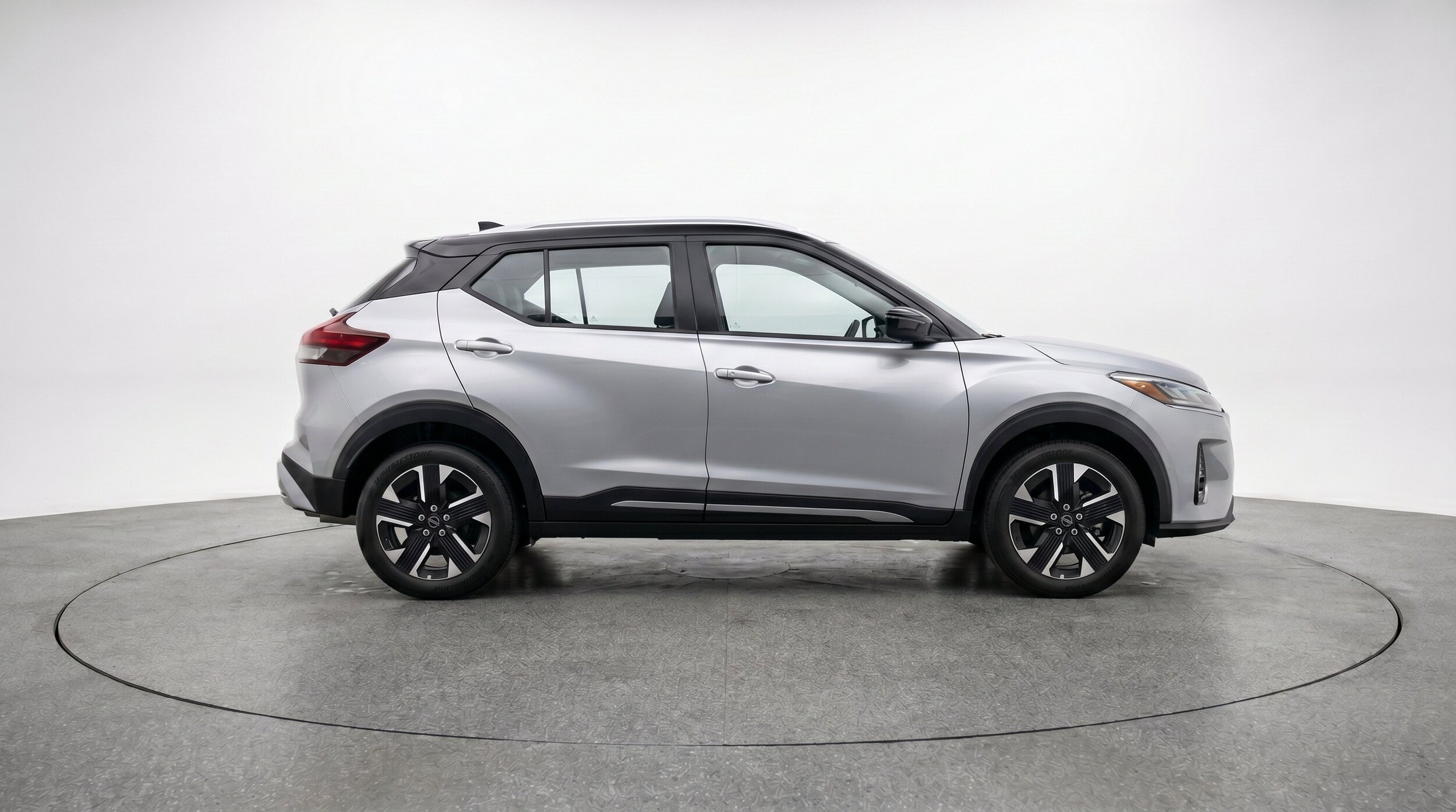 Thumbnail: 2026 Nissan Kicks - 11