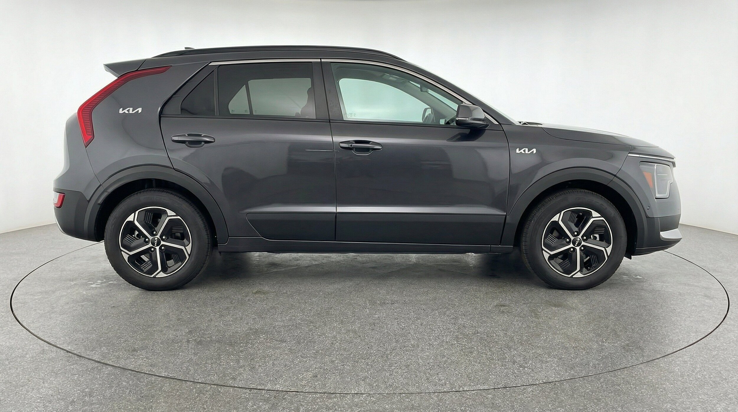 Thumbnail: 2026 Kia Niro - 11