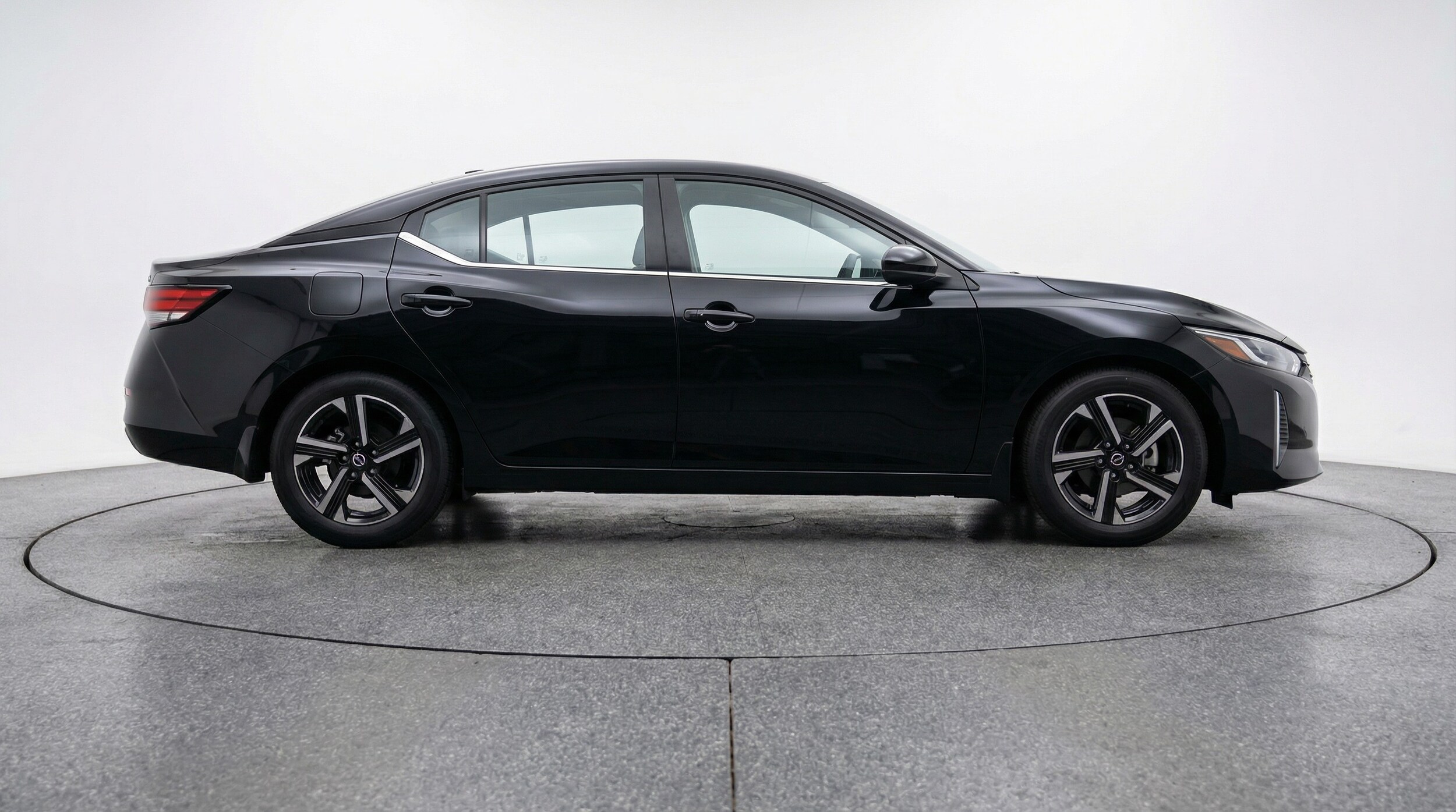 Thumbnail: 2025 Nissan Sentra - 8