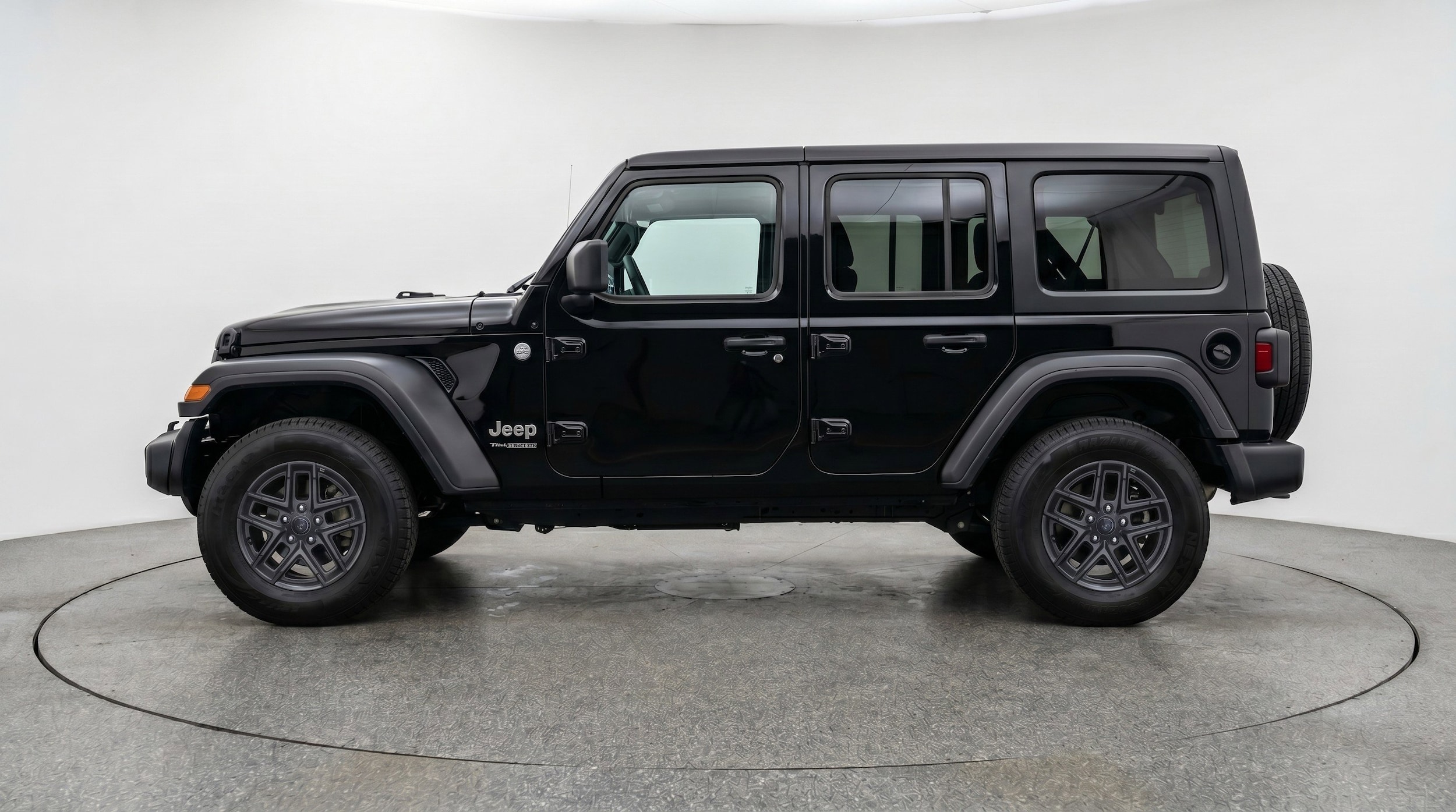 Thumbnail: 2025 Jeep Wrangler - 5