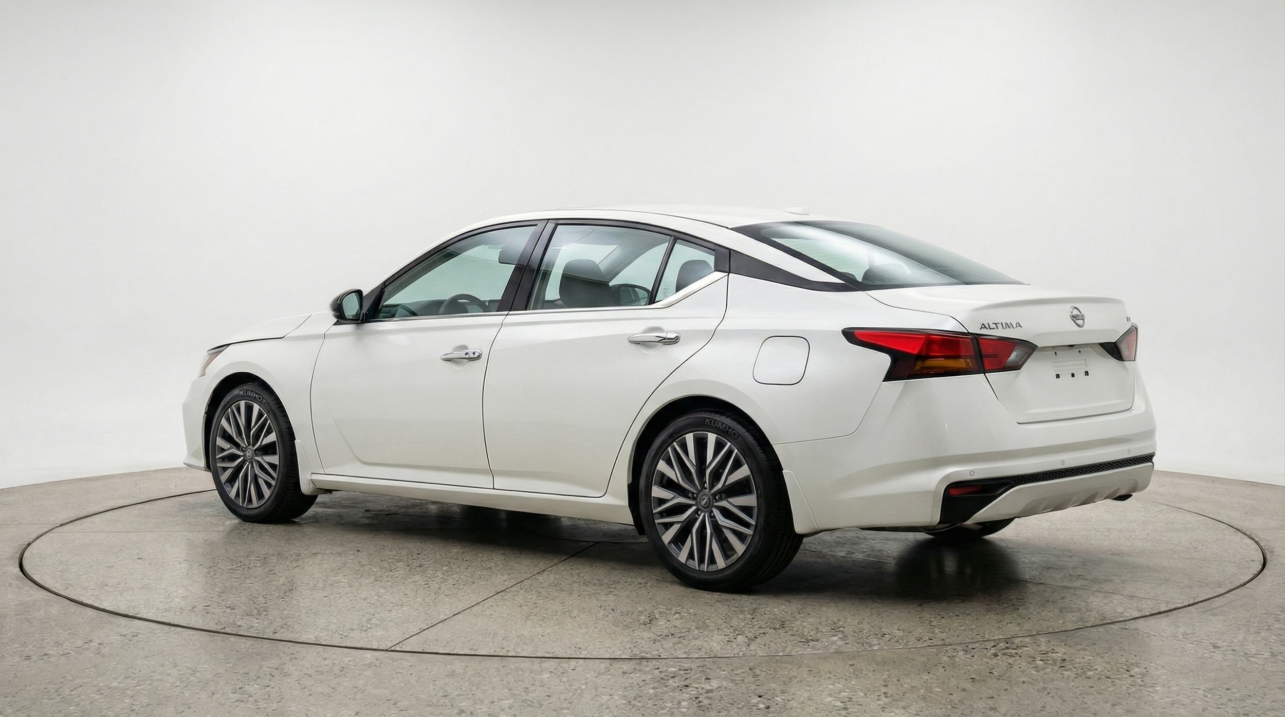 Thumbnail: 2025 Nissan Altima - 5