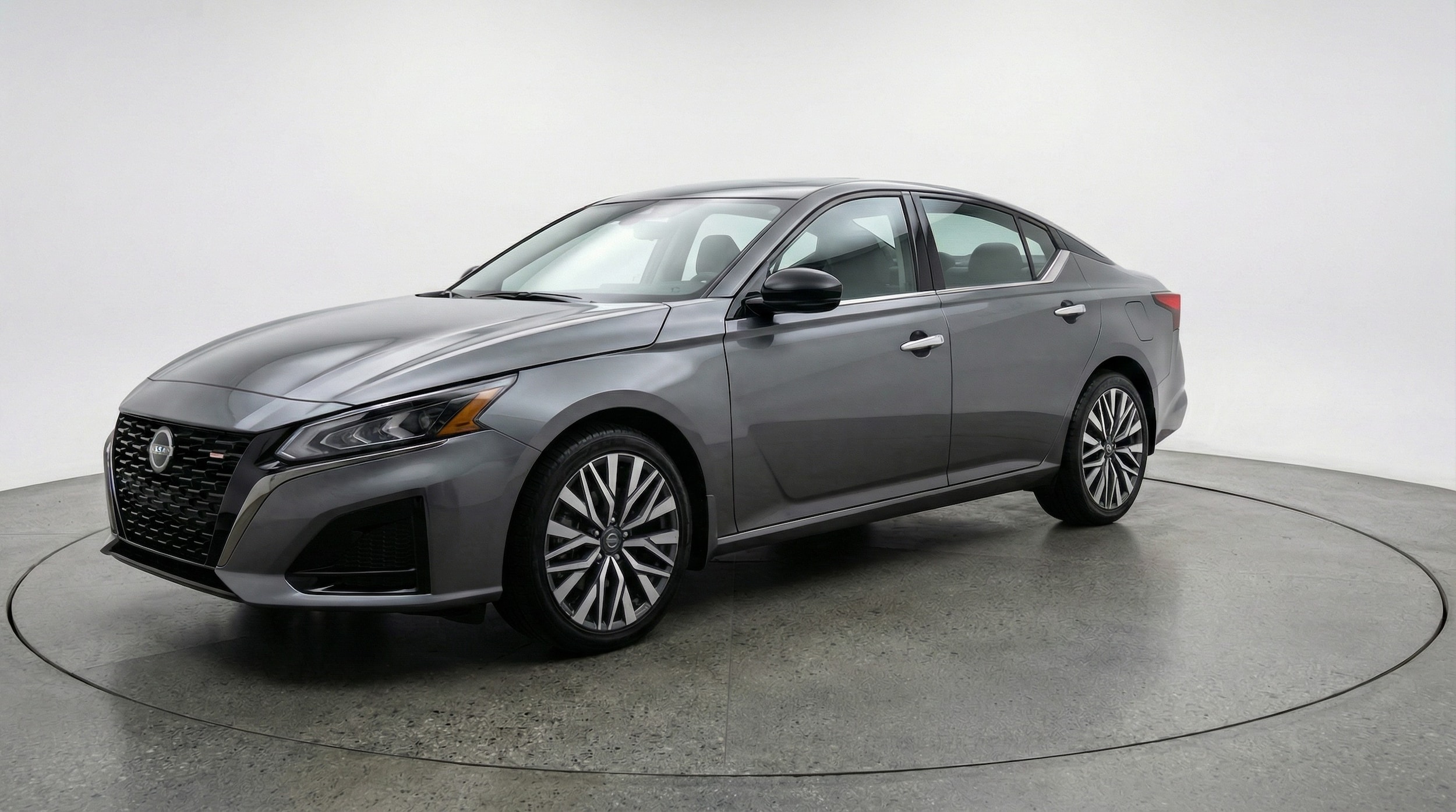 Thumbnail: 2025 Nissan Altima - 3