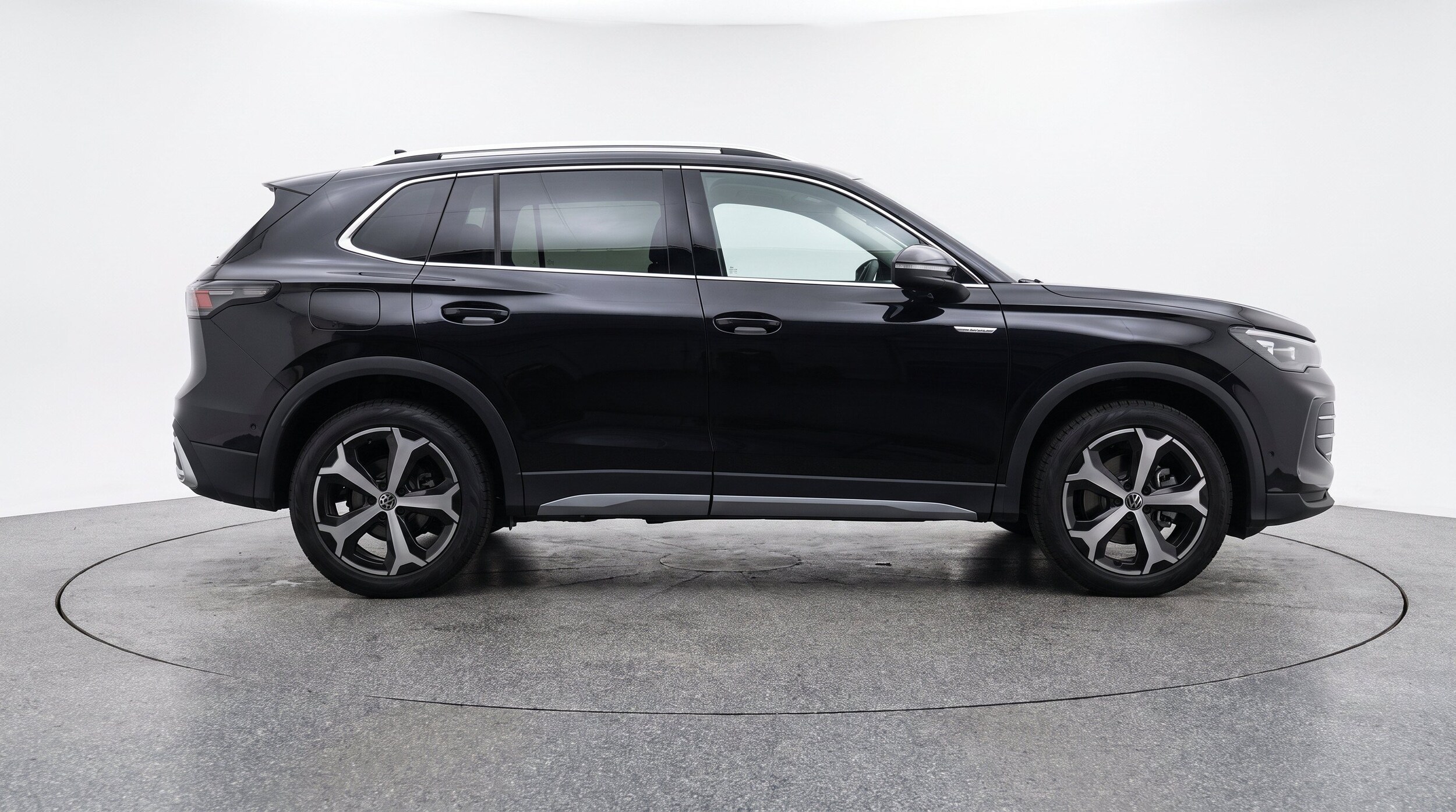 Thumbnail: 2026 Volkswagen Tiguan - 11