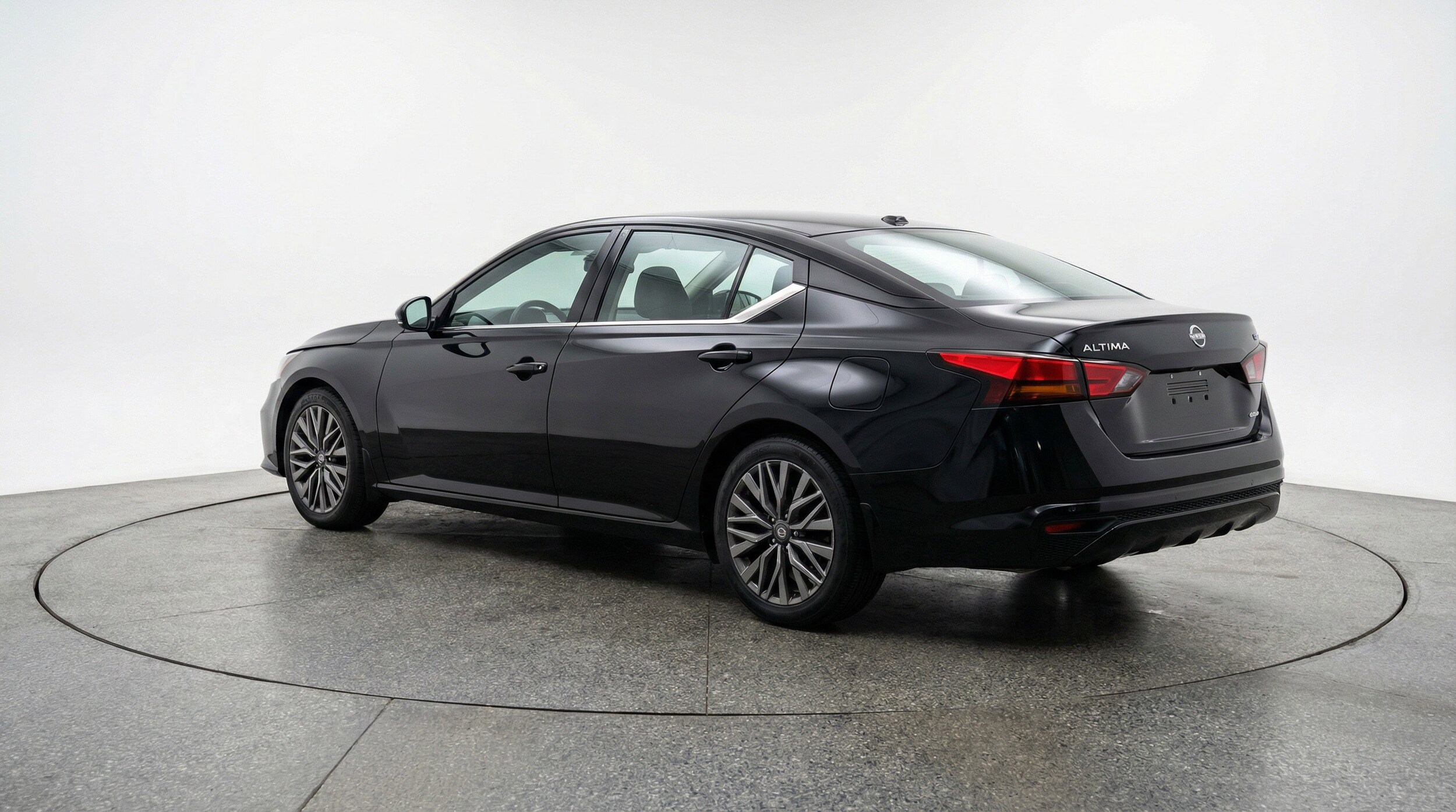 Thumbnail: 2025 Nissan Altima - 6