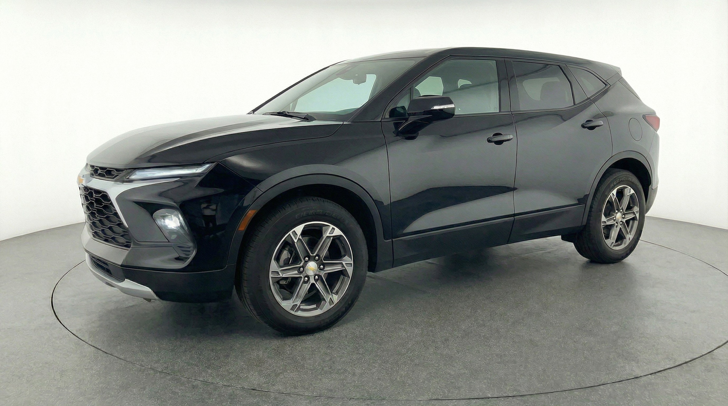 Thumbnail: 2025 Chevrolet Blazer - 3