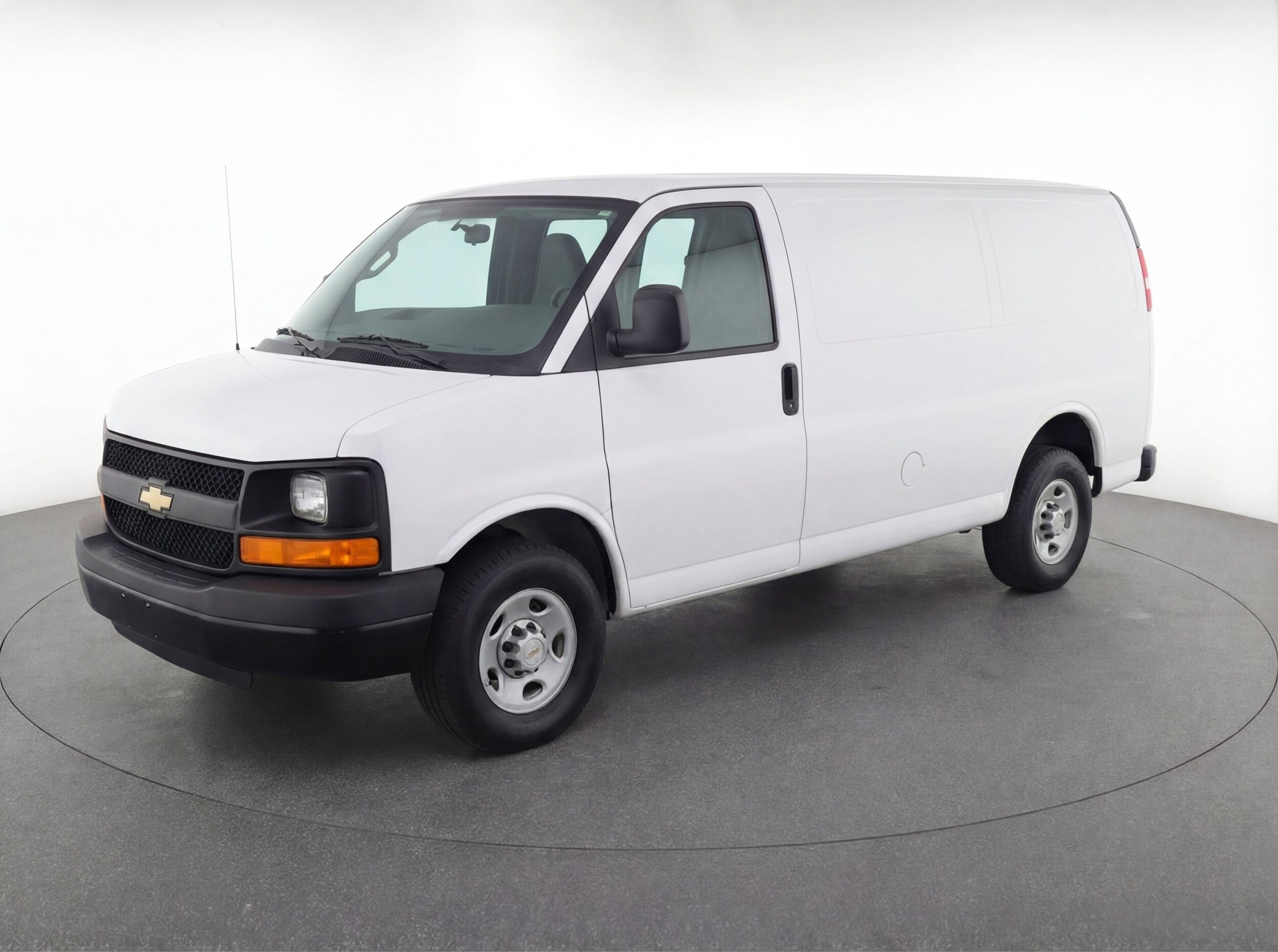 Thumbnail: 2025 Chevrolet Express - 3