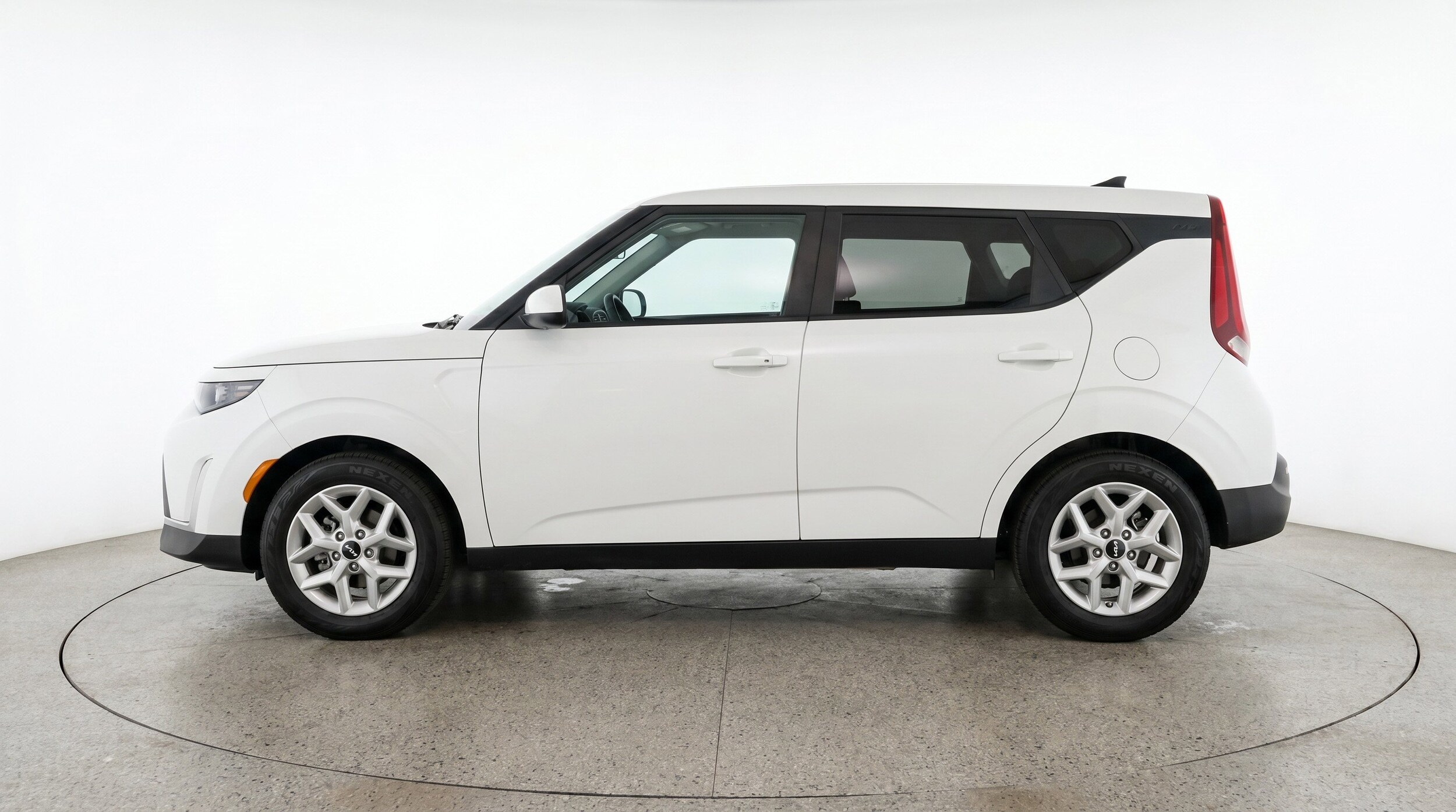Thumbnail: 2025 Kia Soul - 5