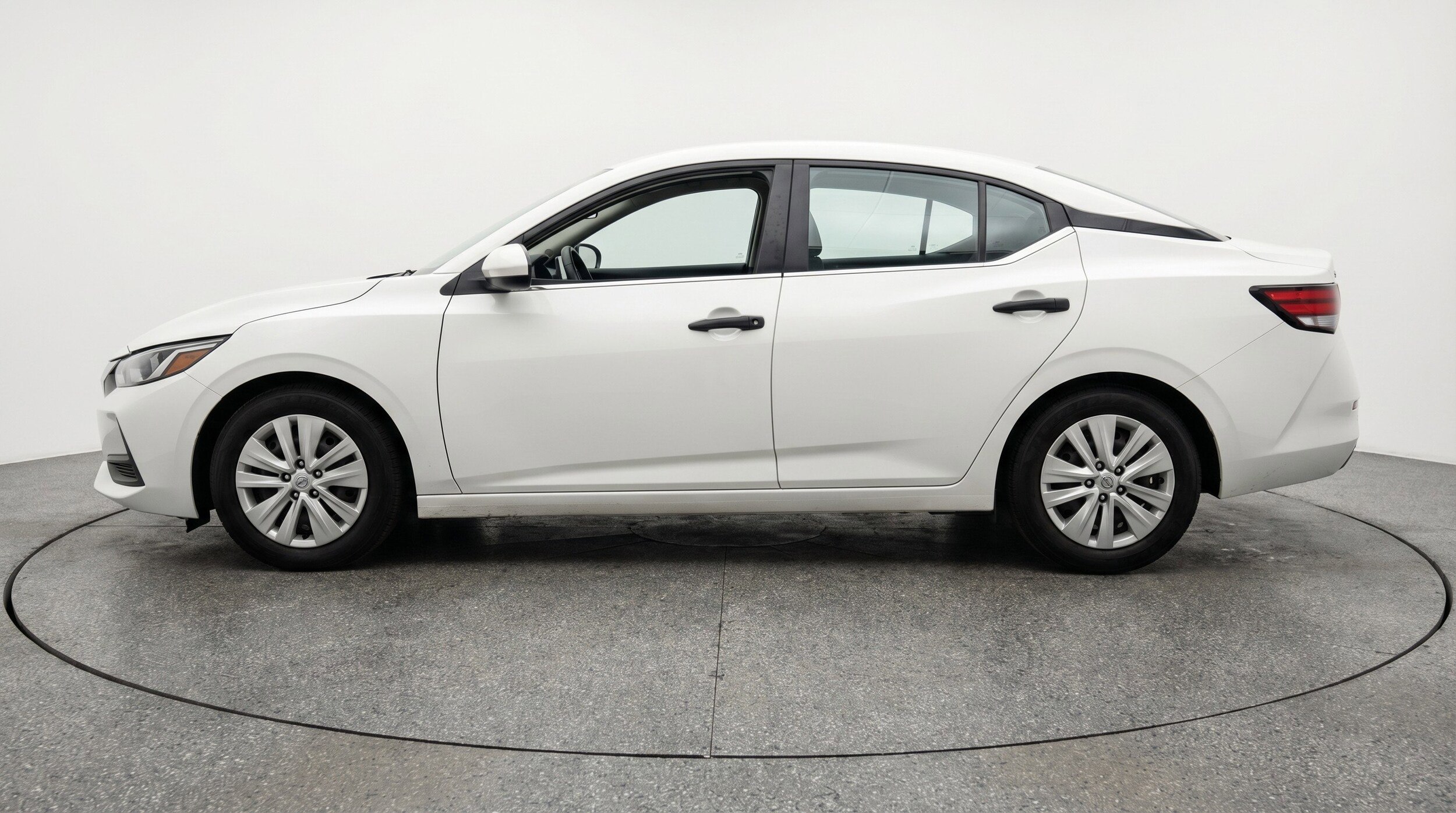 Thumbnail: 2025 Nissan Sentra - 5