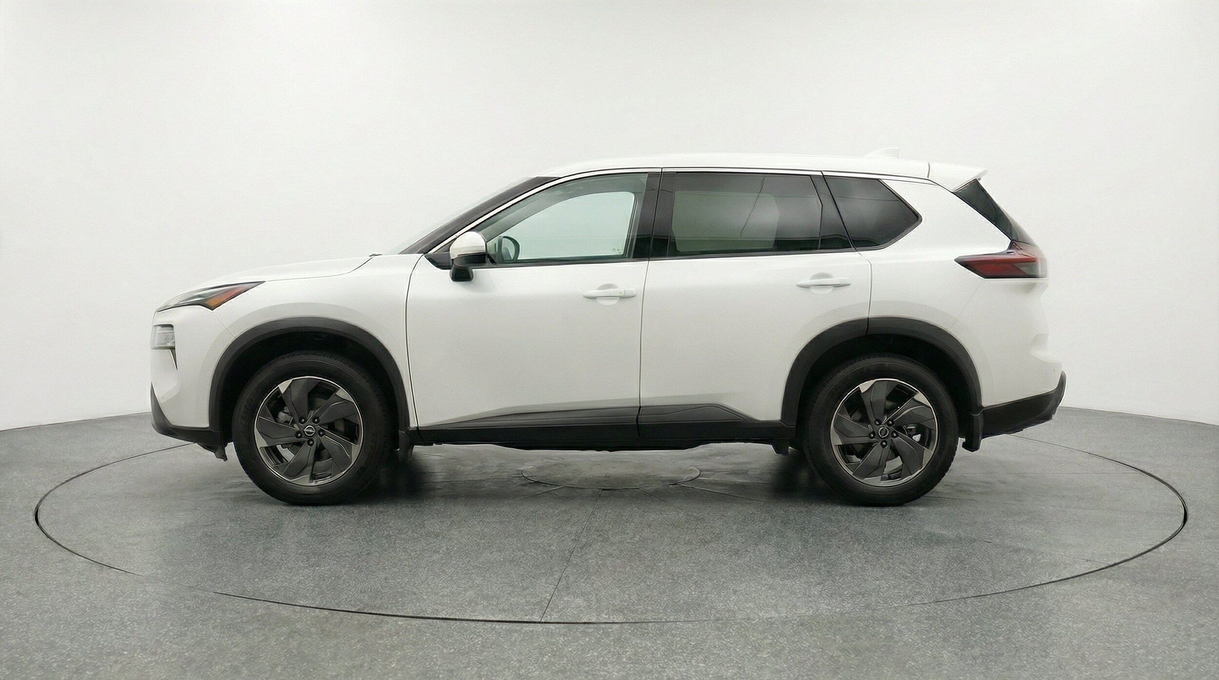 Thumbnail: 2025 Nissan Rogue - 5