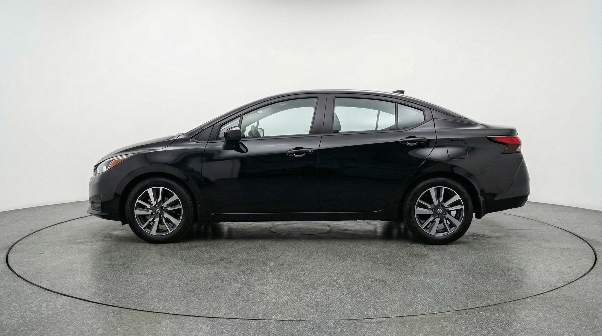 Thumbnail: 2025 Nissan Versa - 5