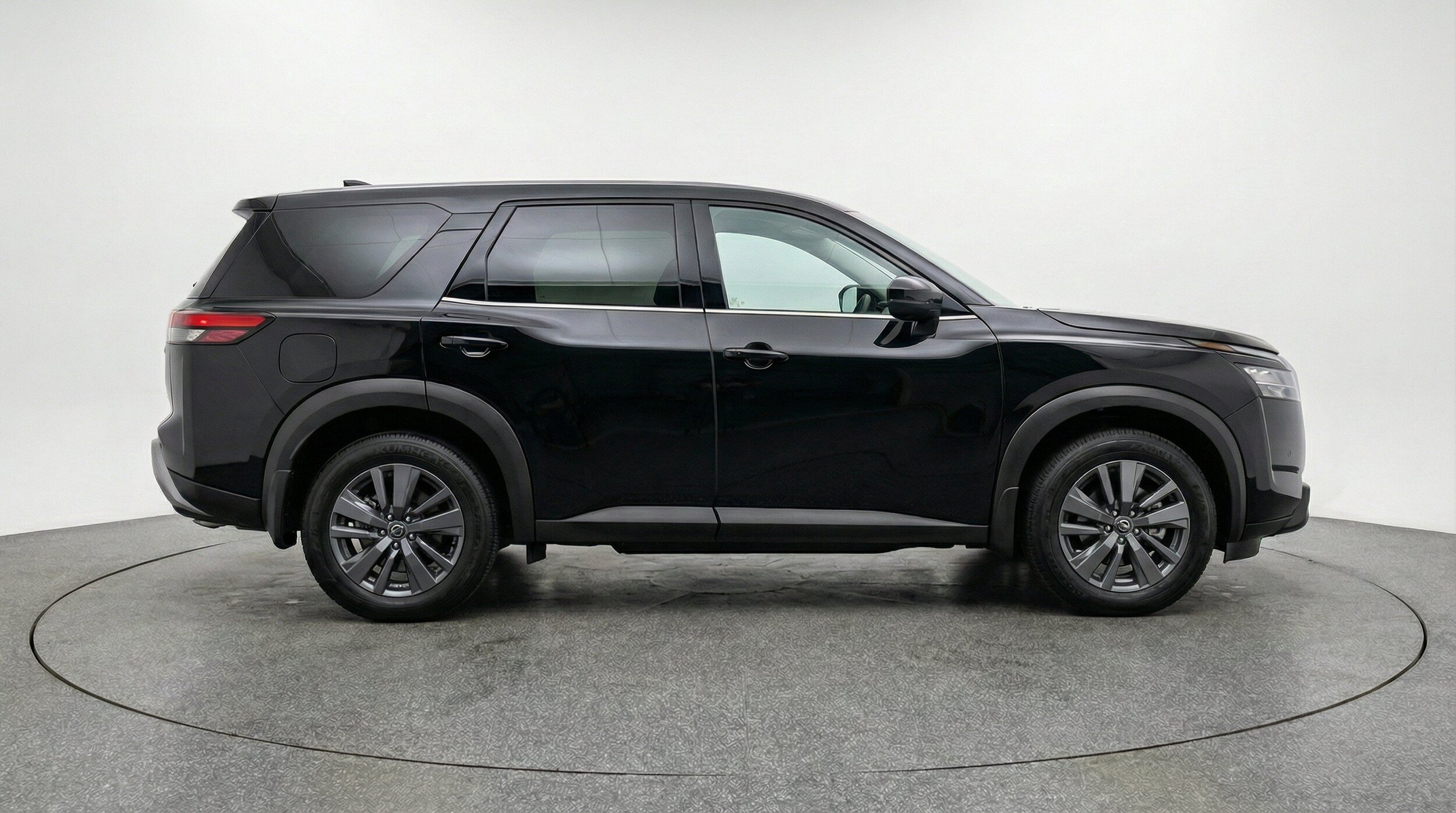 Thumbnail: 2025 Nissan Pathfinder - 11