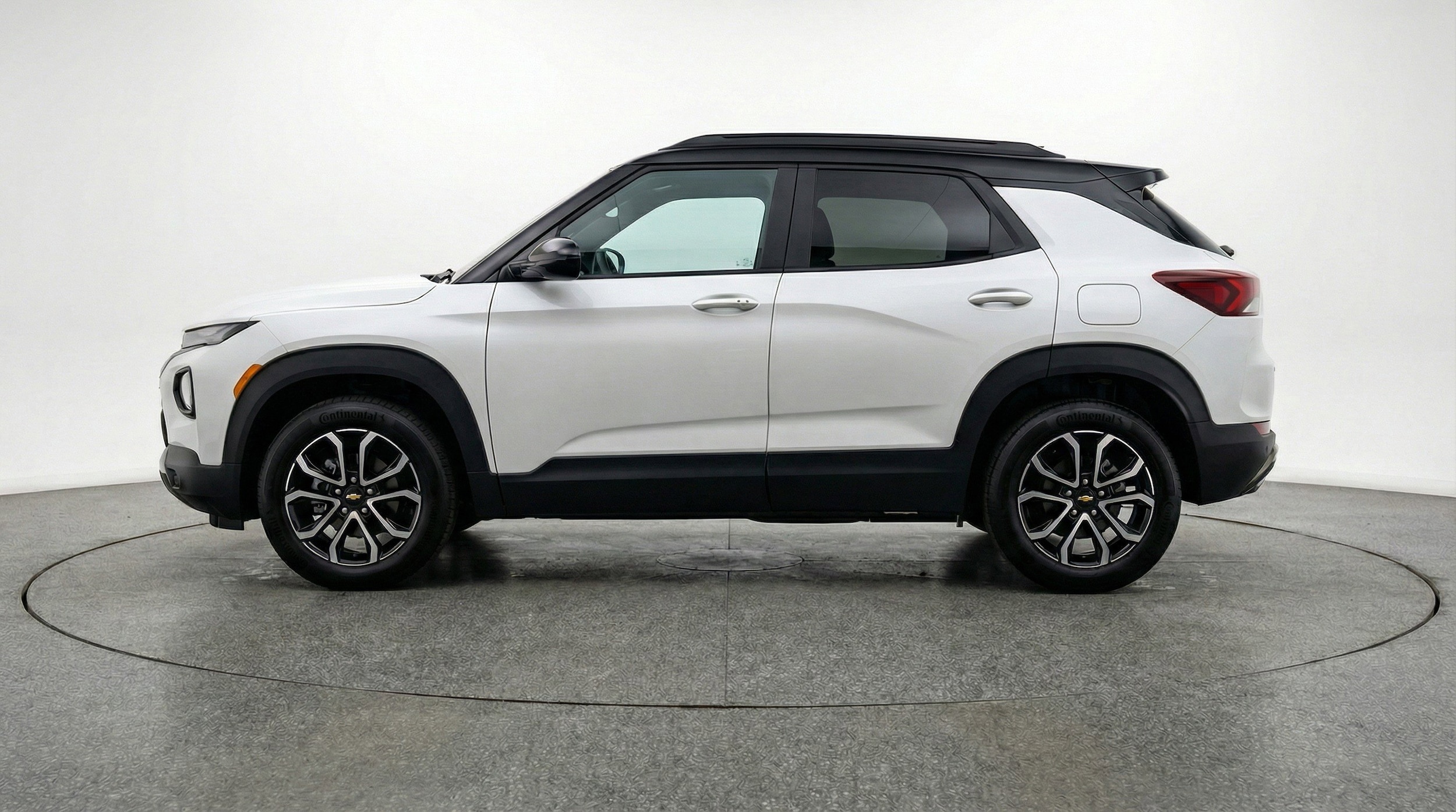 Thumbnail: 2025 Chevrolet TrailBlazer - 5