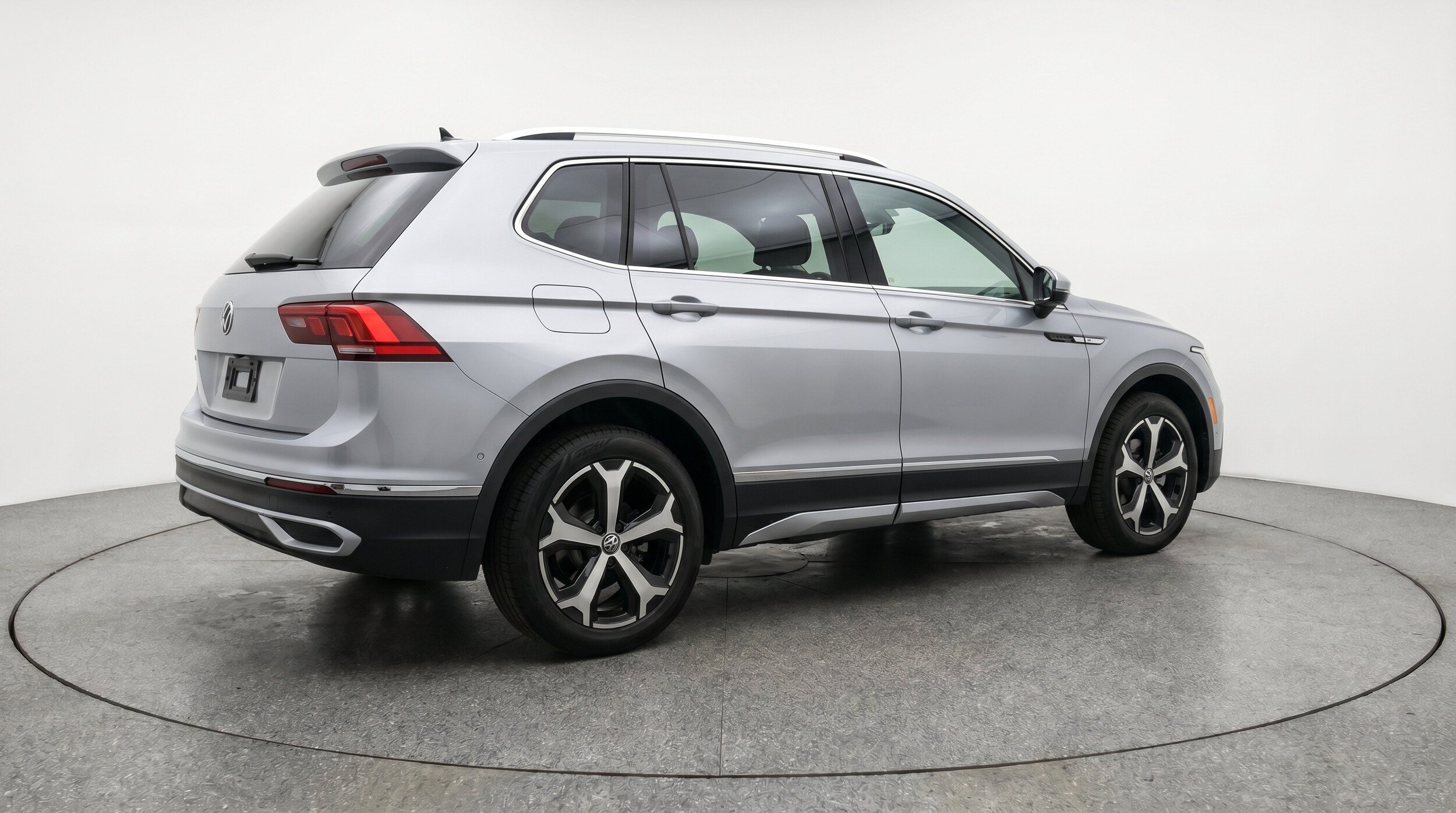 Thumbnail: 2026 Volkswagen Tiguan - 9