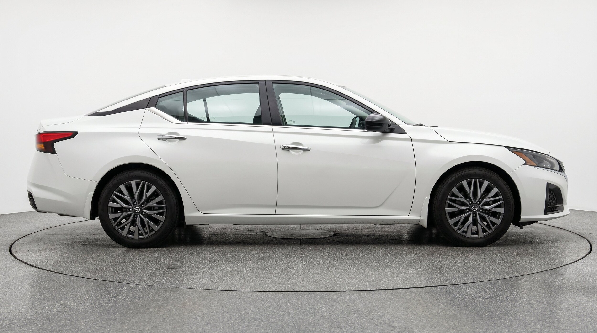 Thumbnail: 2025 Nissan Altima - 11