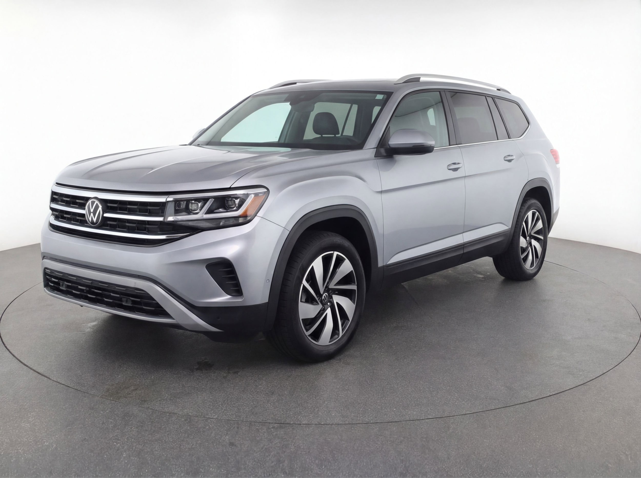 Thumbnail: 2024 Volkswagen Atlas - 3