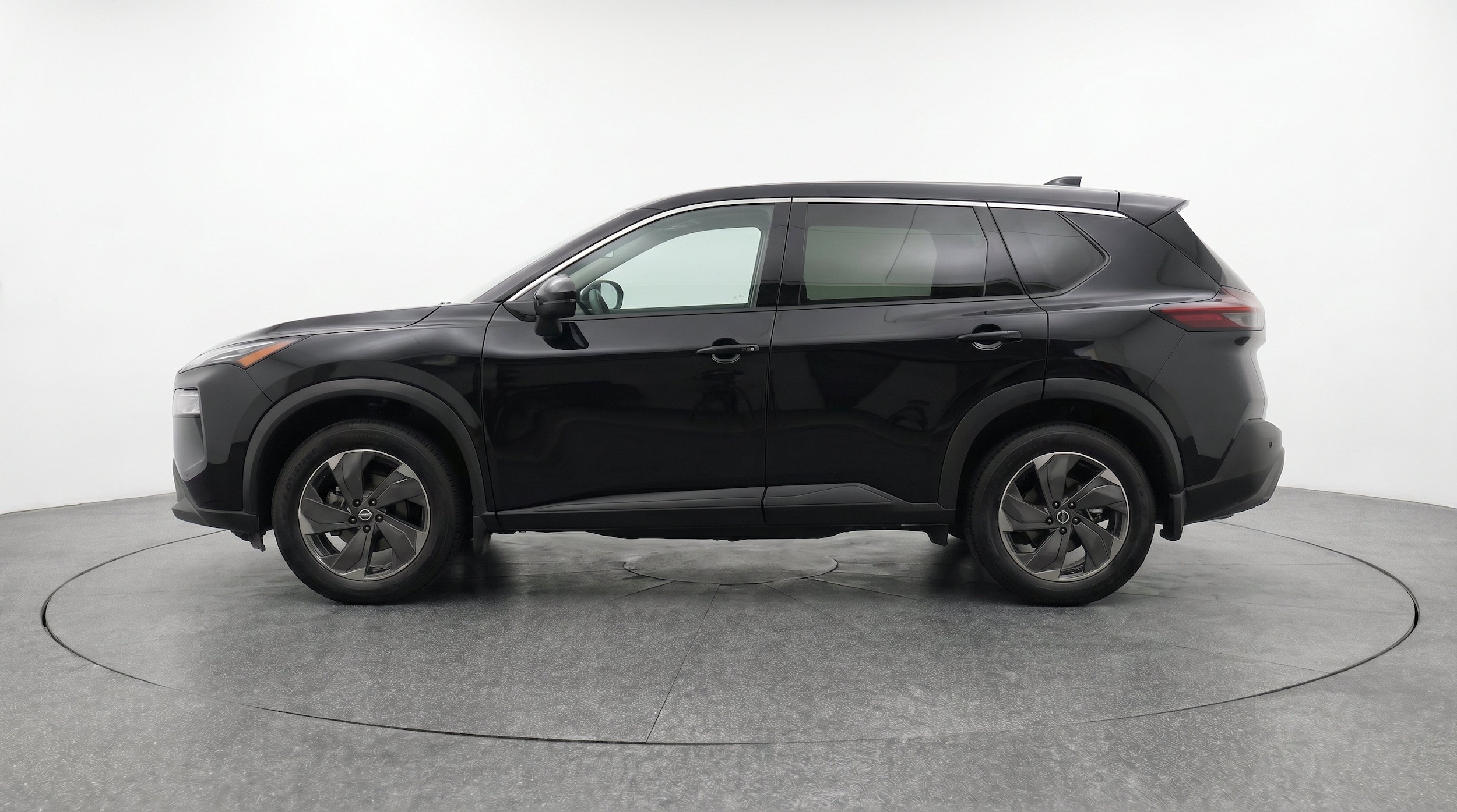 Thumbnail: 2025 Nissan Rogue - 5