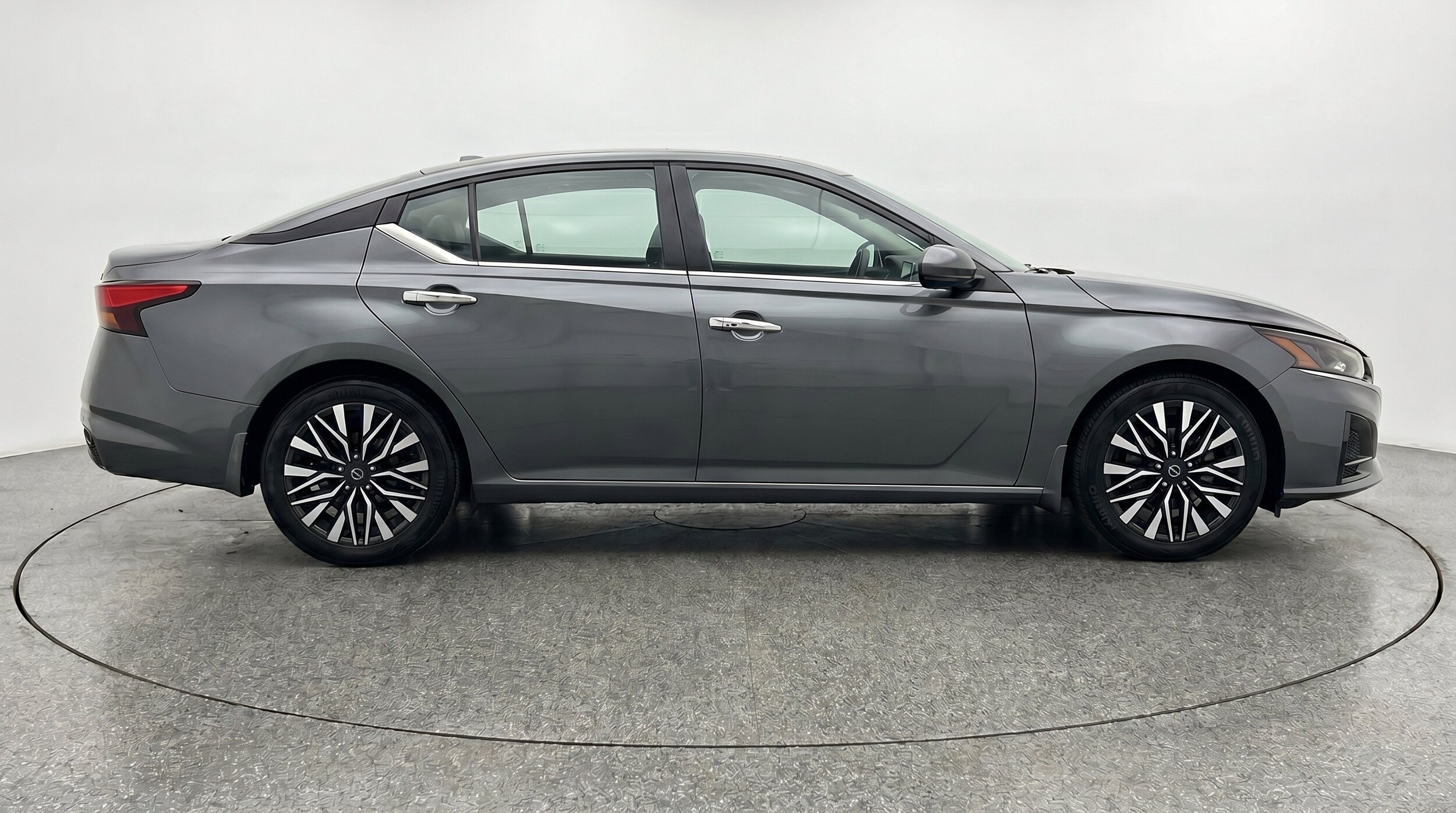 Thumbnail: 2025 Nissan Altima - 10
