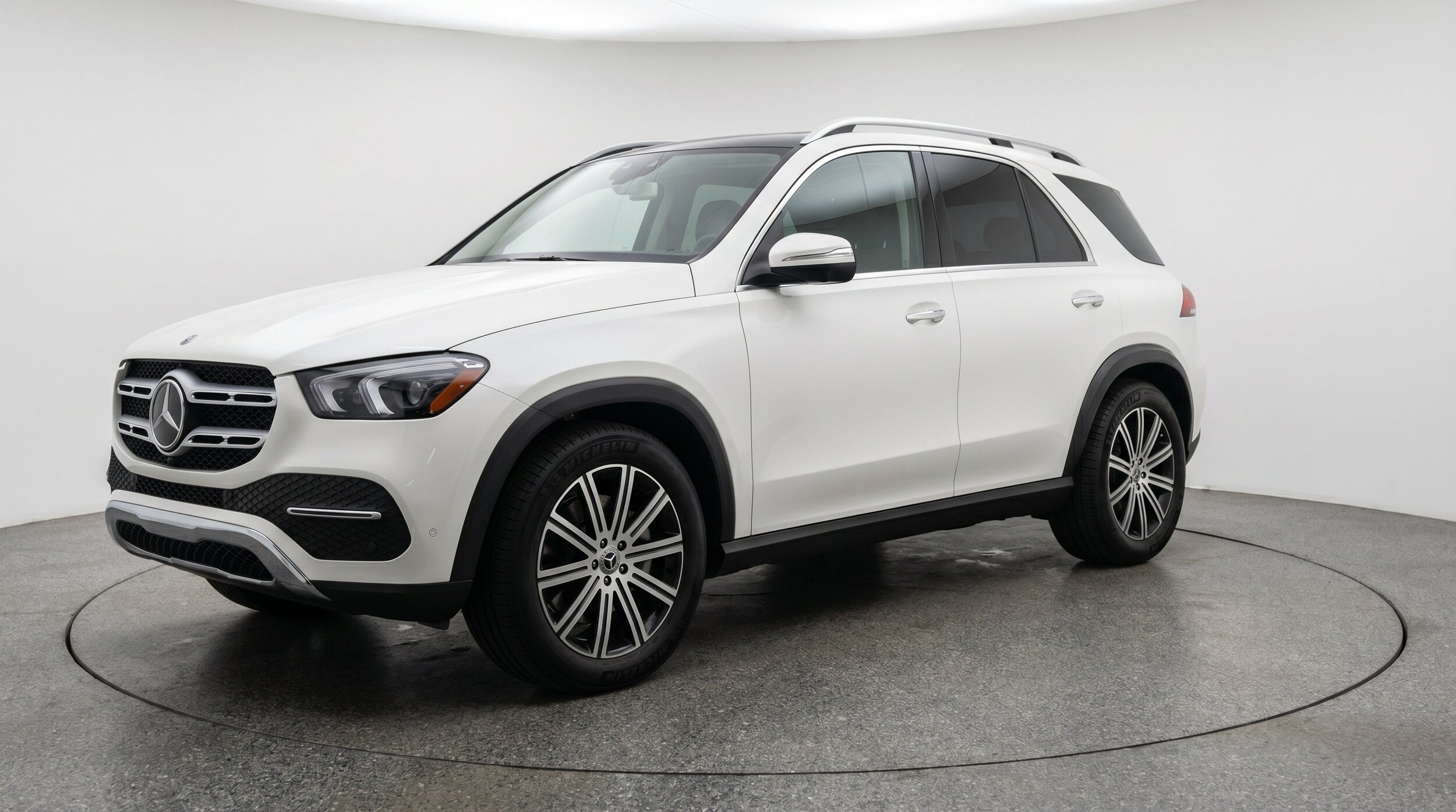 Thumbnail: 2026 Mercedes-Benz GLE - 3