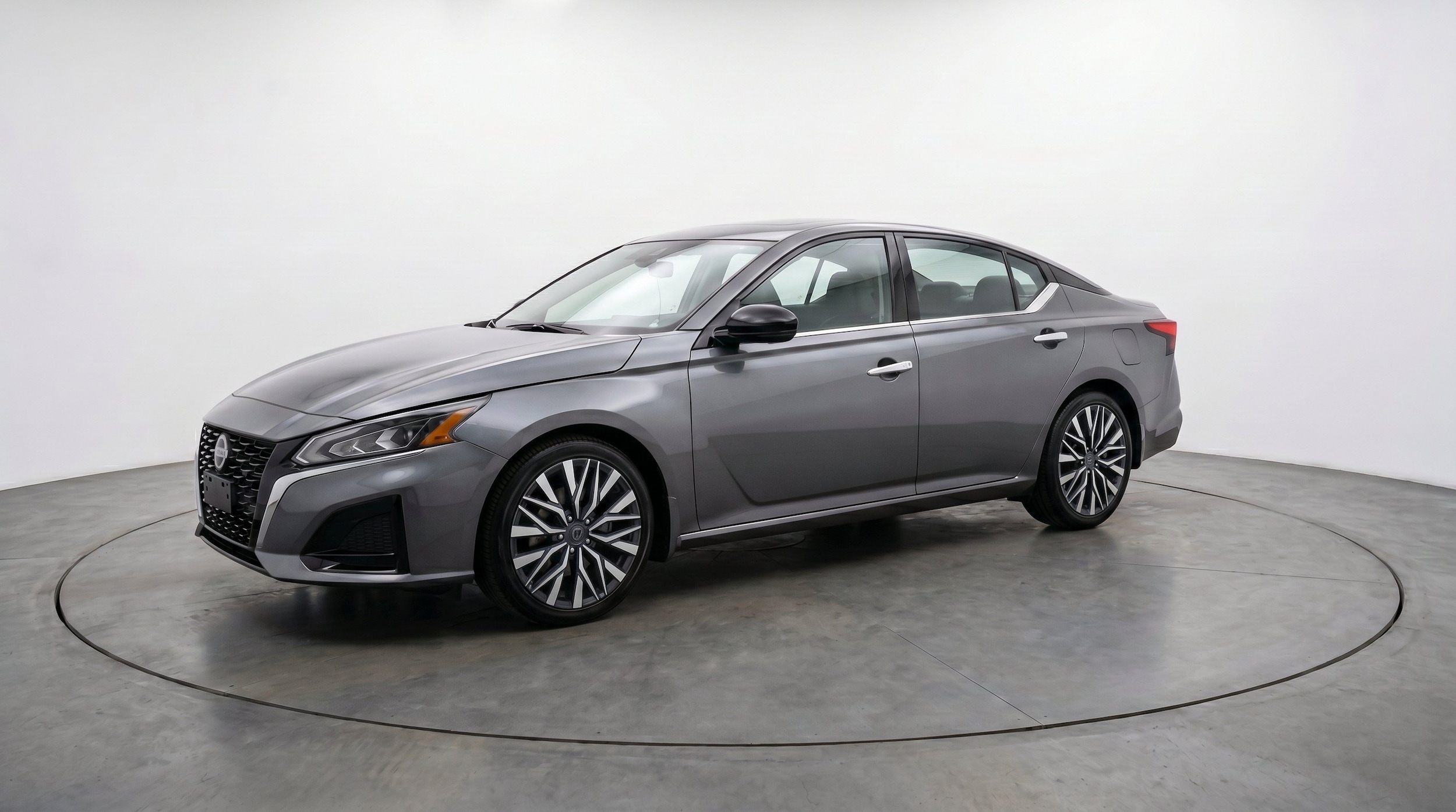 Thumbnail: 2025 Nissan Altima - 3