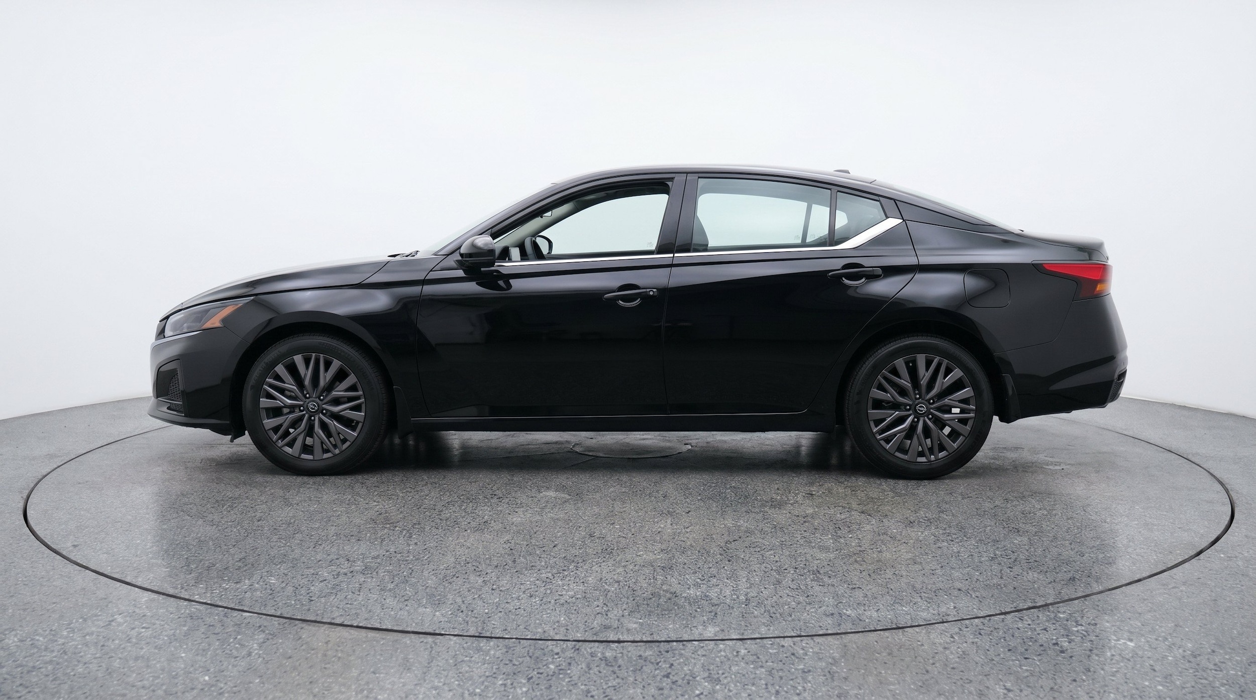 Thumbnail: 2026 Nissan Altima - 5
