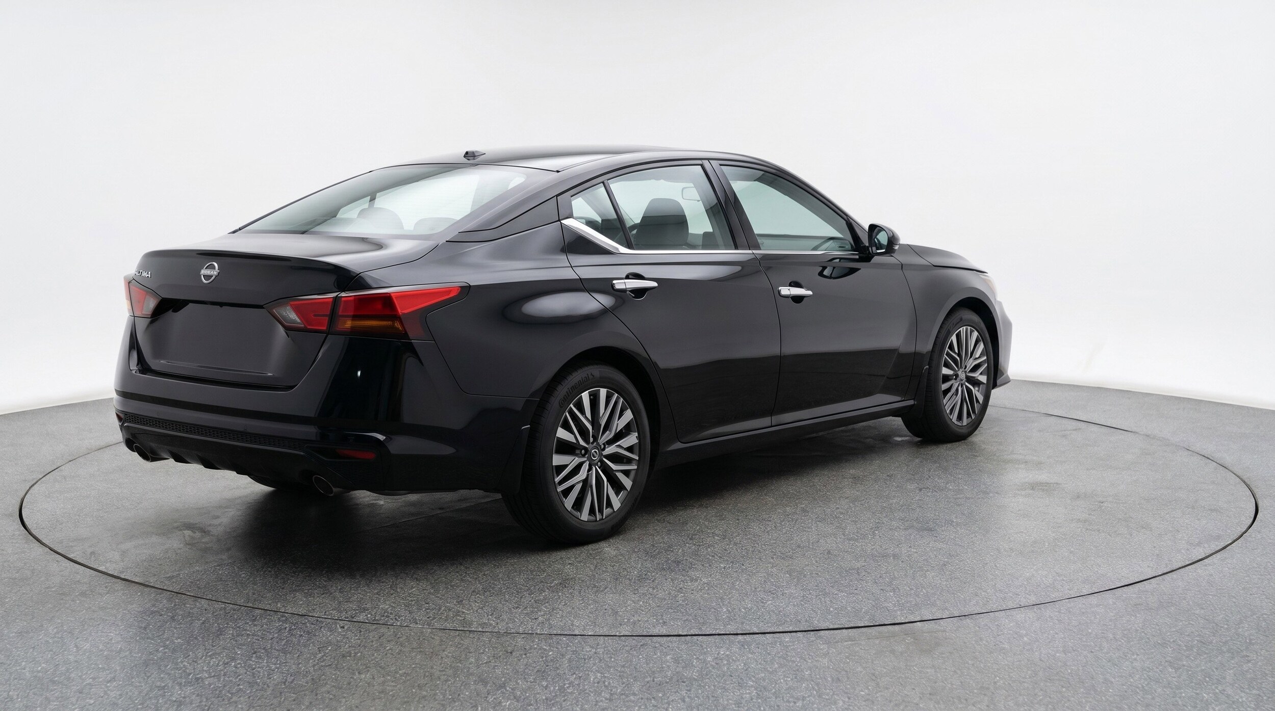 Thumbnail: 2025 Nissan Altima - 9