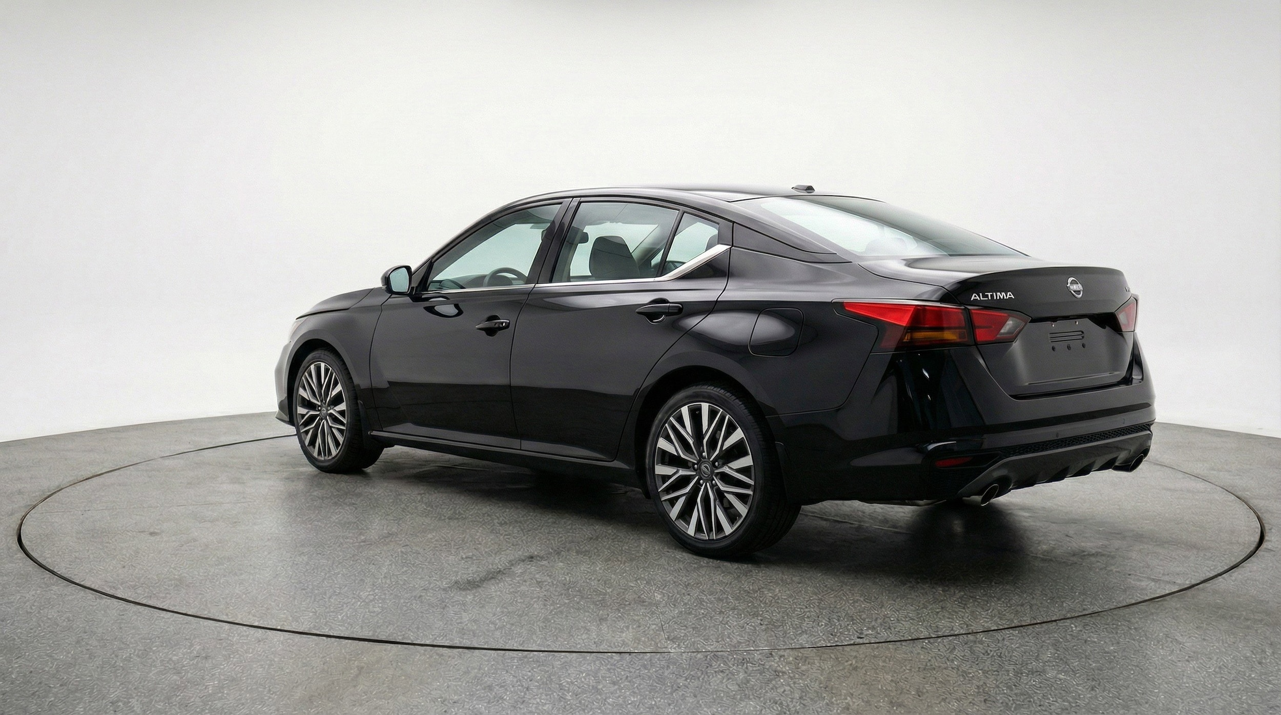 Thumbnail: 2025 Nissan Altima - 6