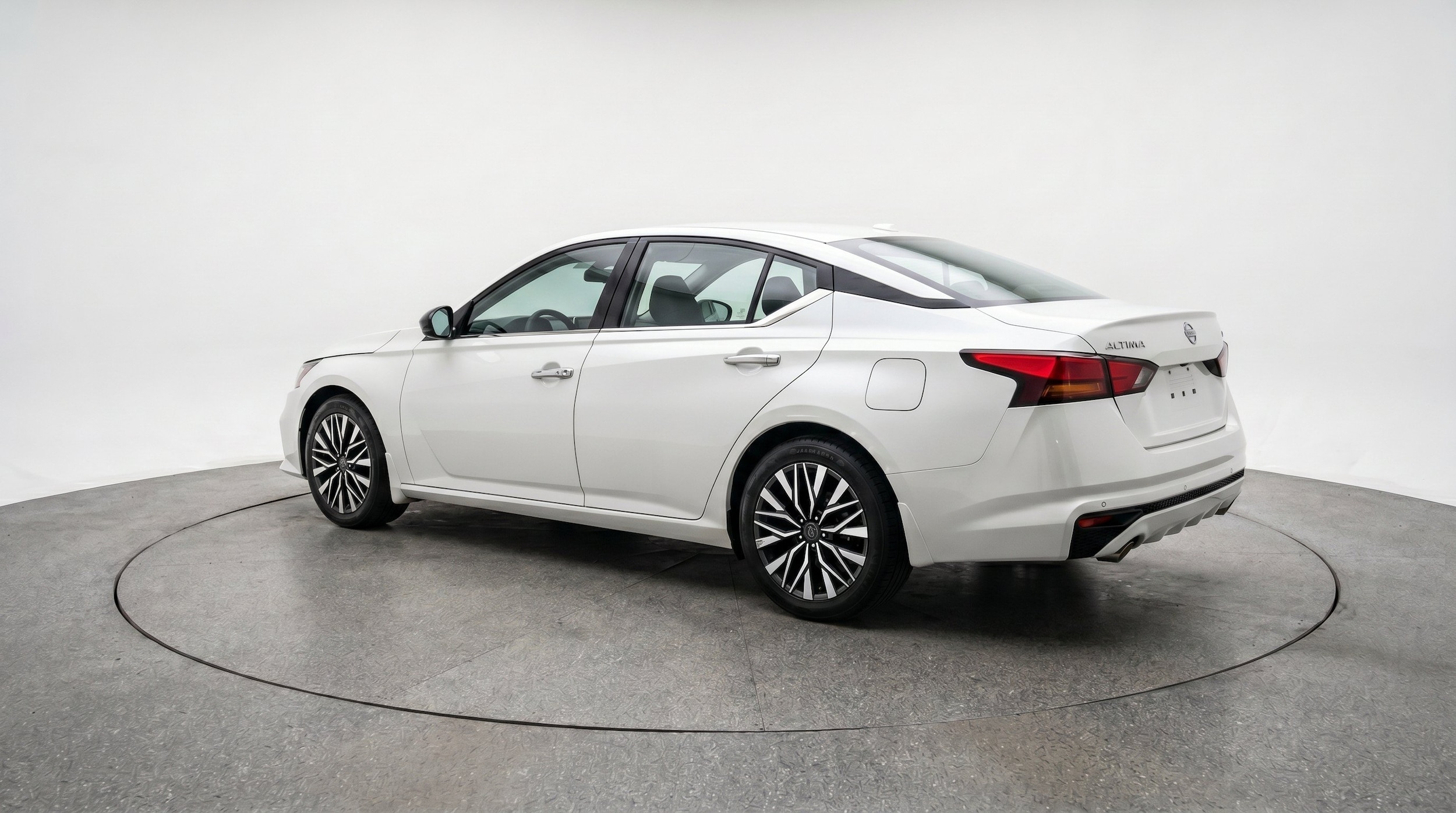 Thumbnail: 2025 Nissan Altima - 6