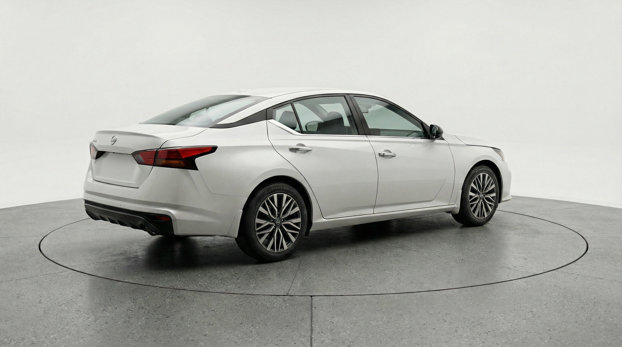 Thumbnail: 2025 Nissan Altima - 9