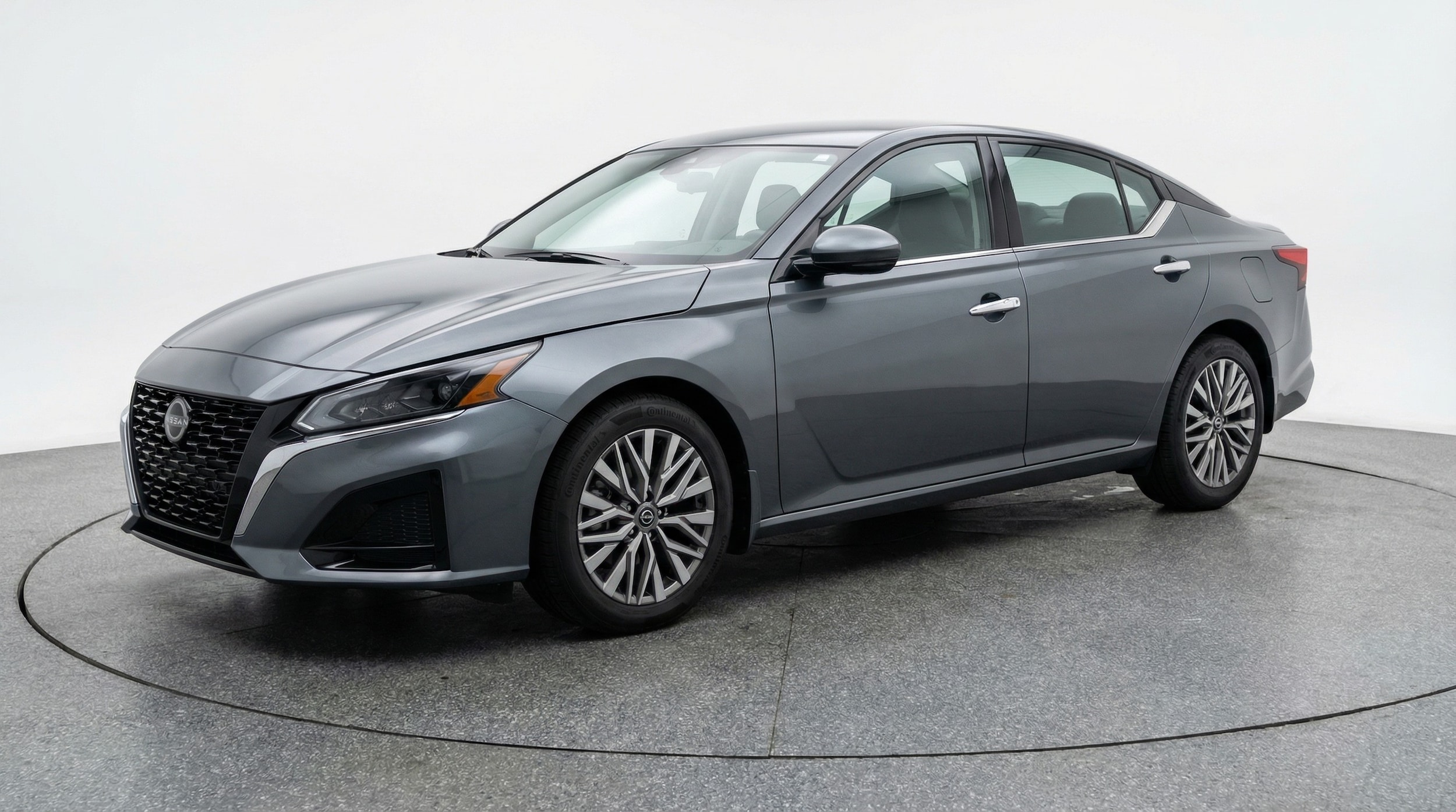 Thumbnail: 2025 Nissan Altima - 3