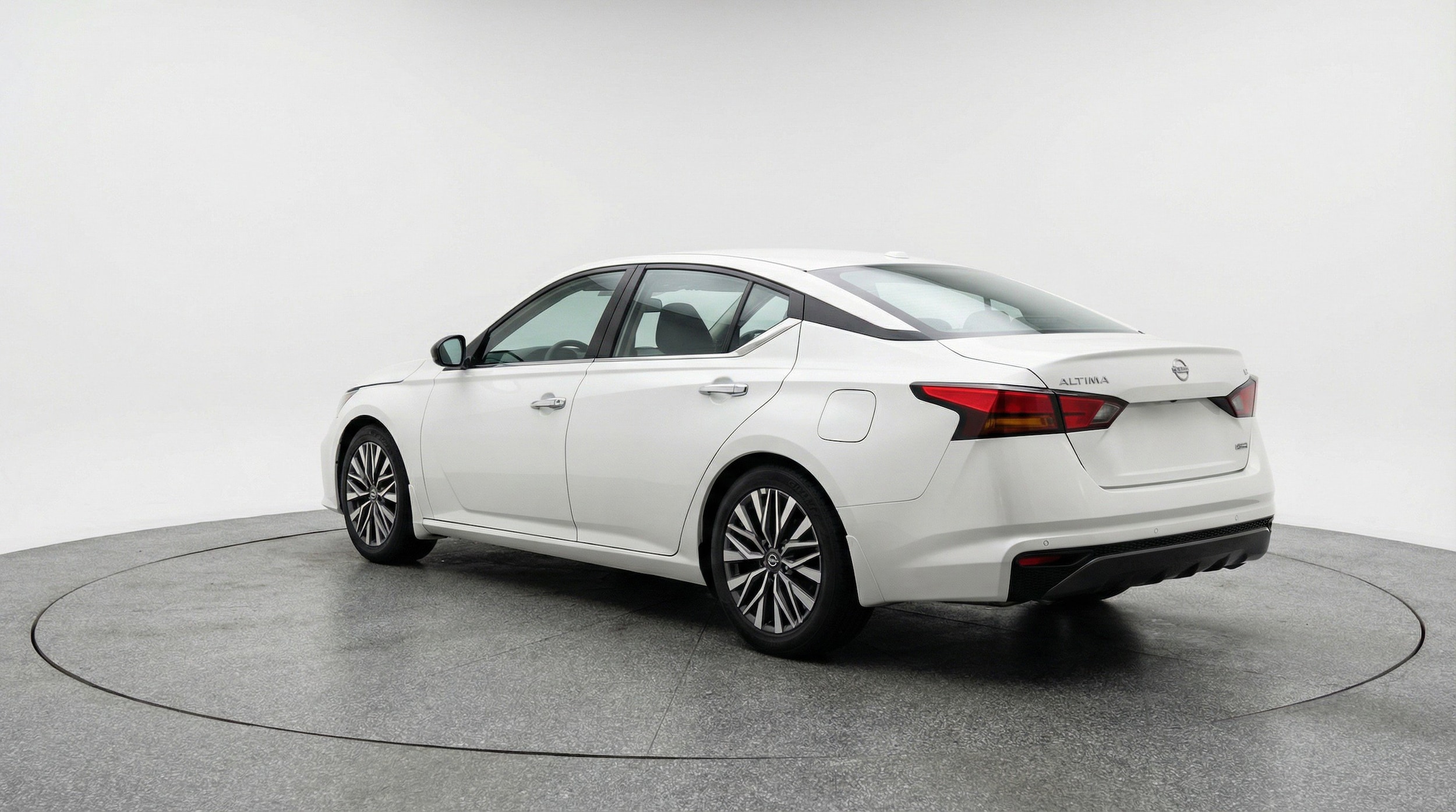 Thumbnail: 2025 Nissan Altima - 6