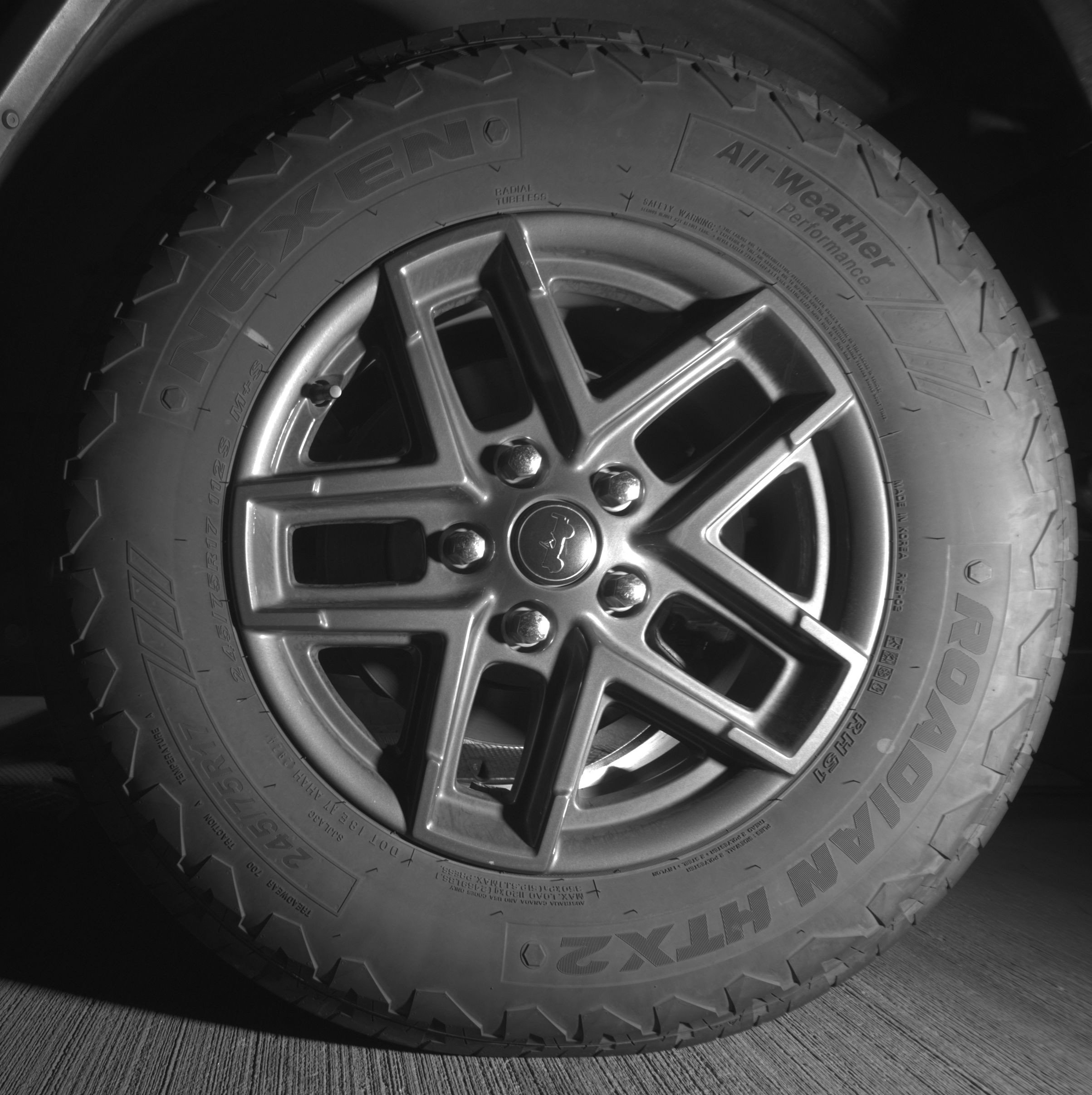 Thumbnail: 2025 Jeep Wrangler - 14