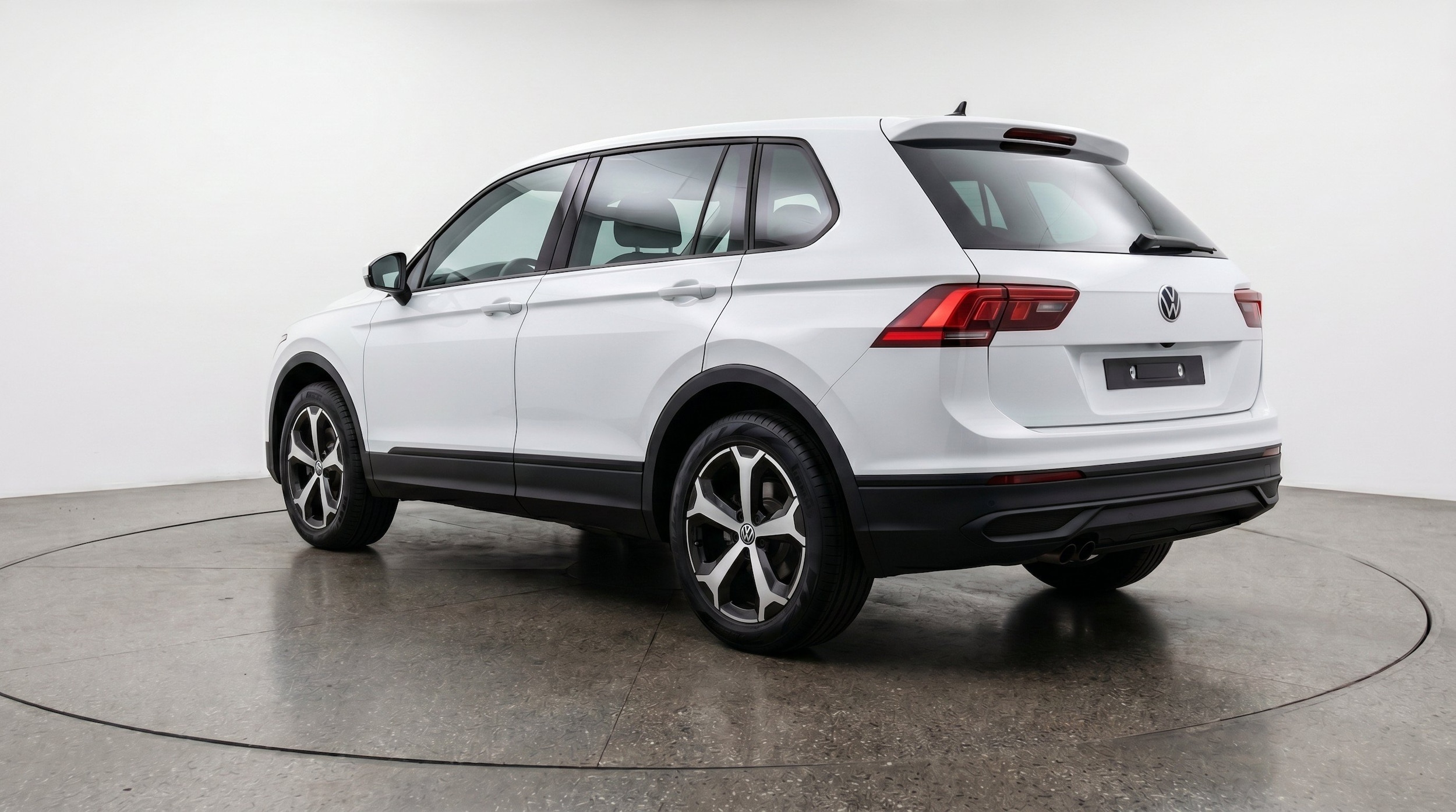 Thumbnail: 2026 Volkswagen Tiguan - 6