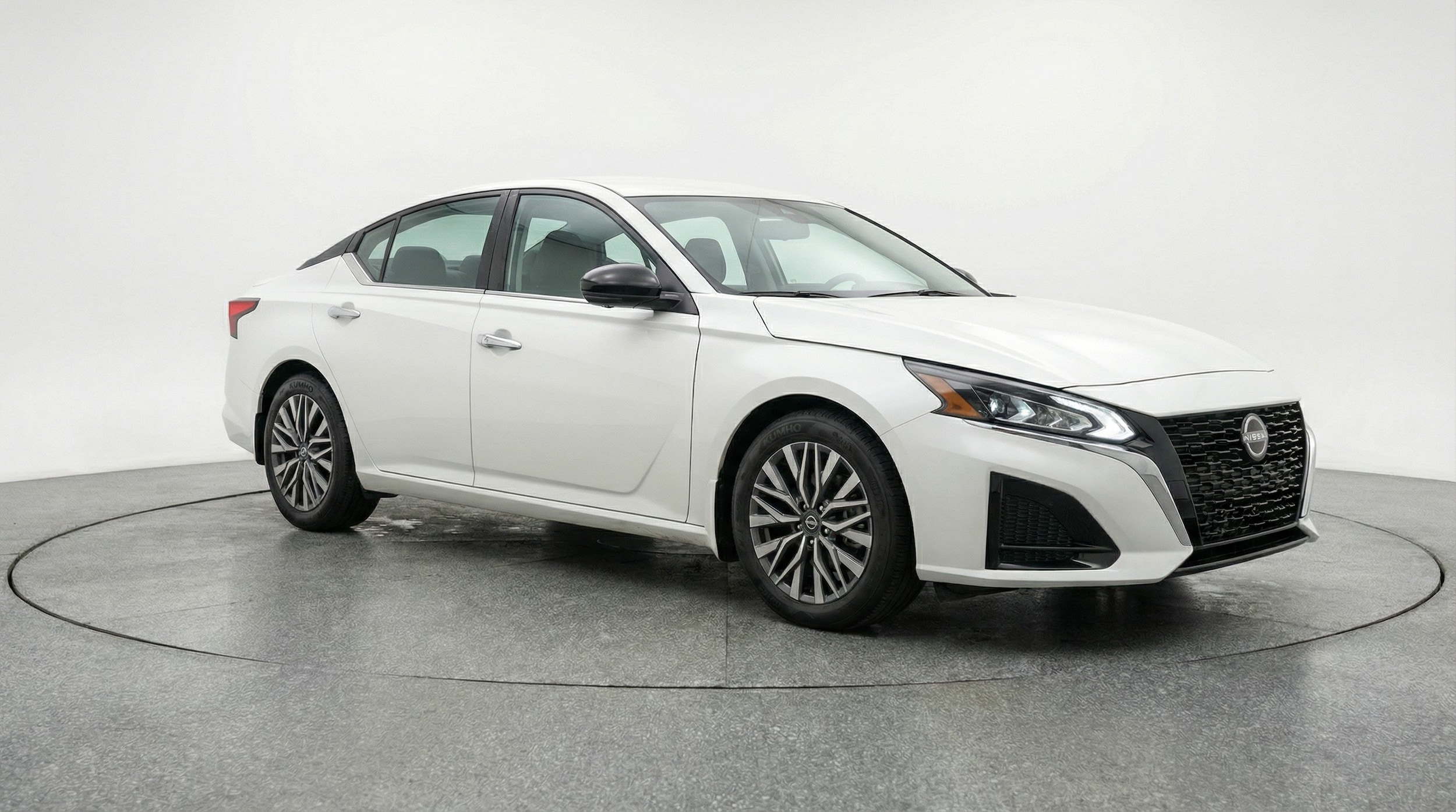 Thumbnail: 2025 Nissan Altima - 1