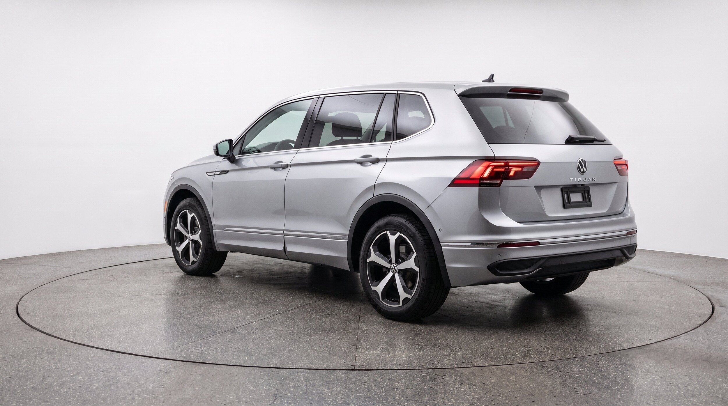 Thumbnail: 2026 Volkswagen Tiguan - 6