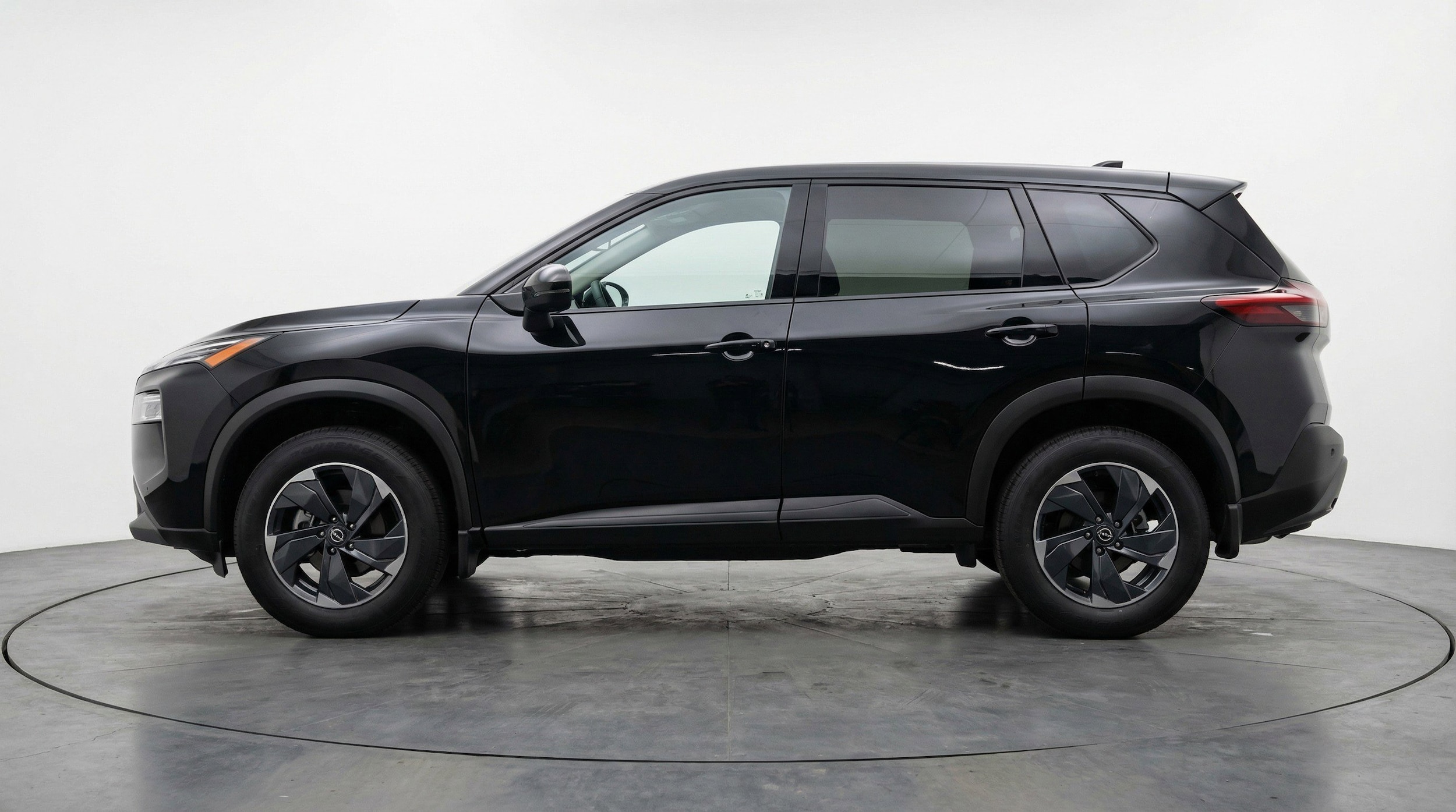 Thumbnail: 2025 Nissan Rogue - 5